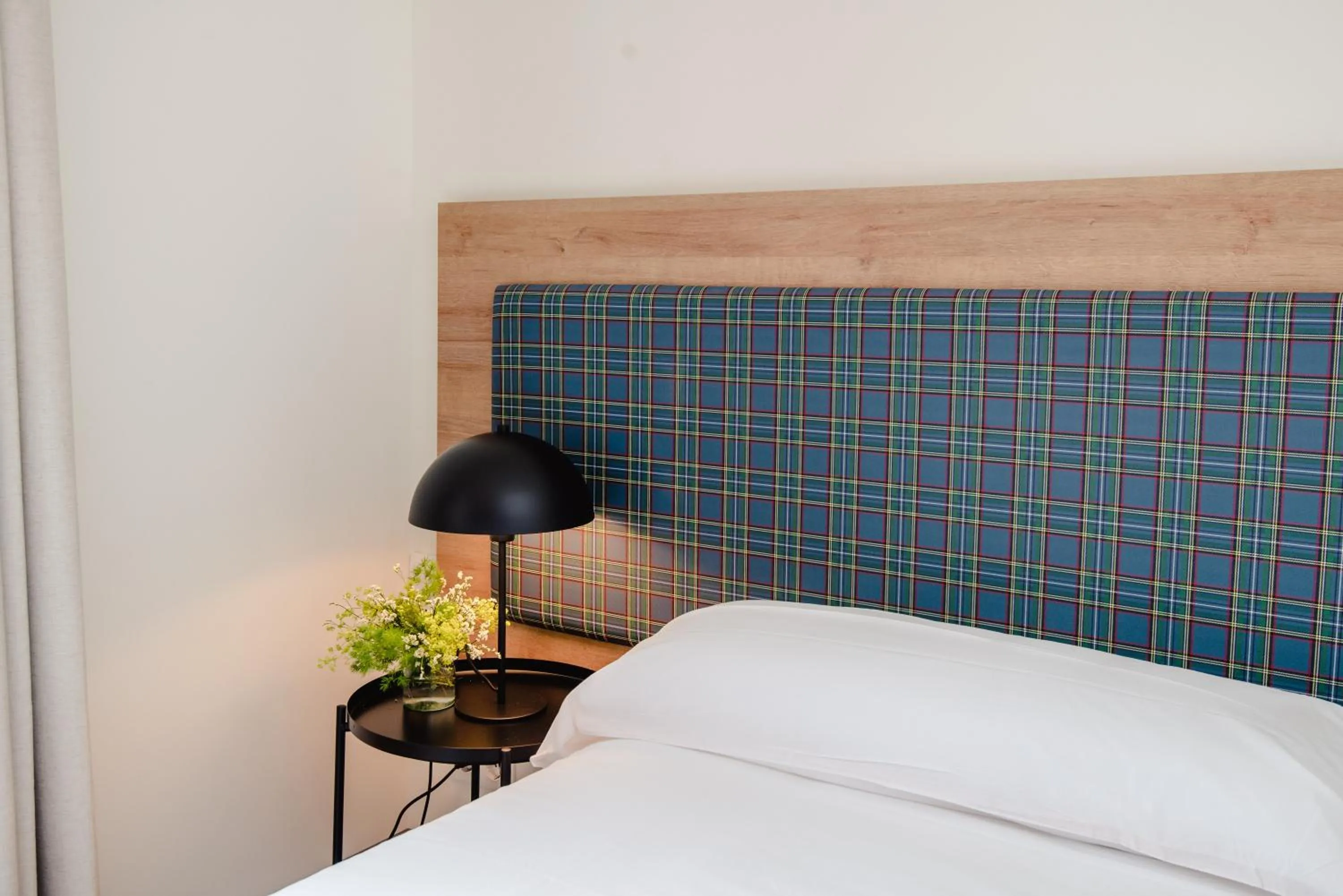 Bed in LATROUPE La Granja