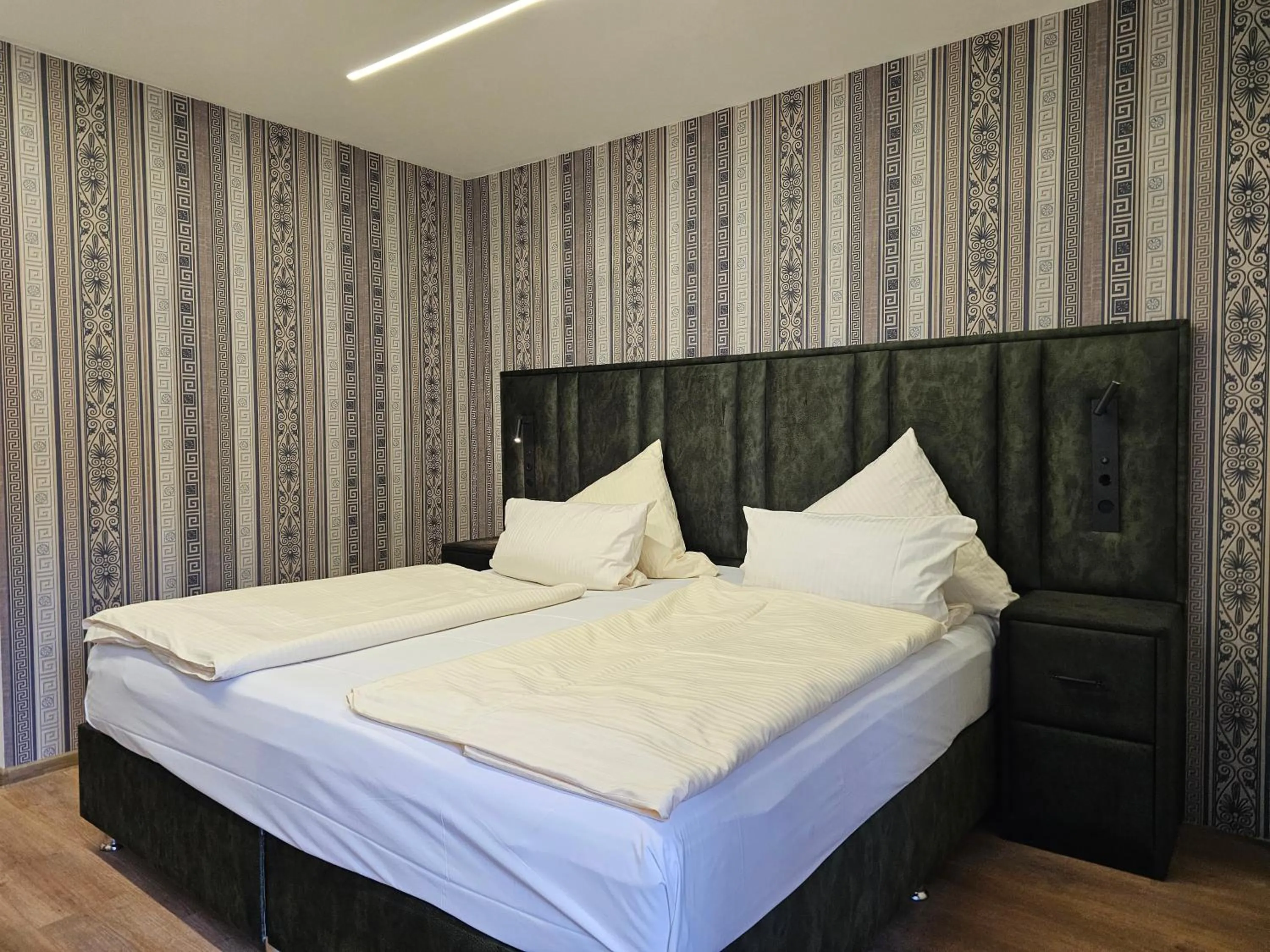 Bed in Hotel Paffhausen