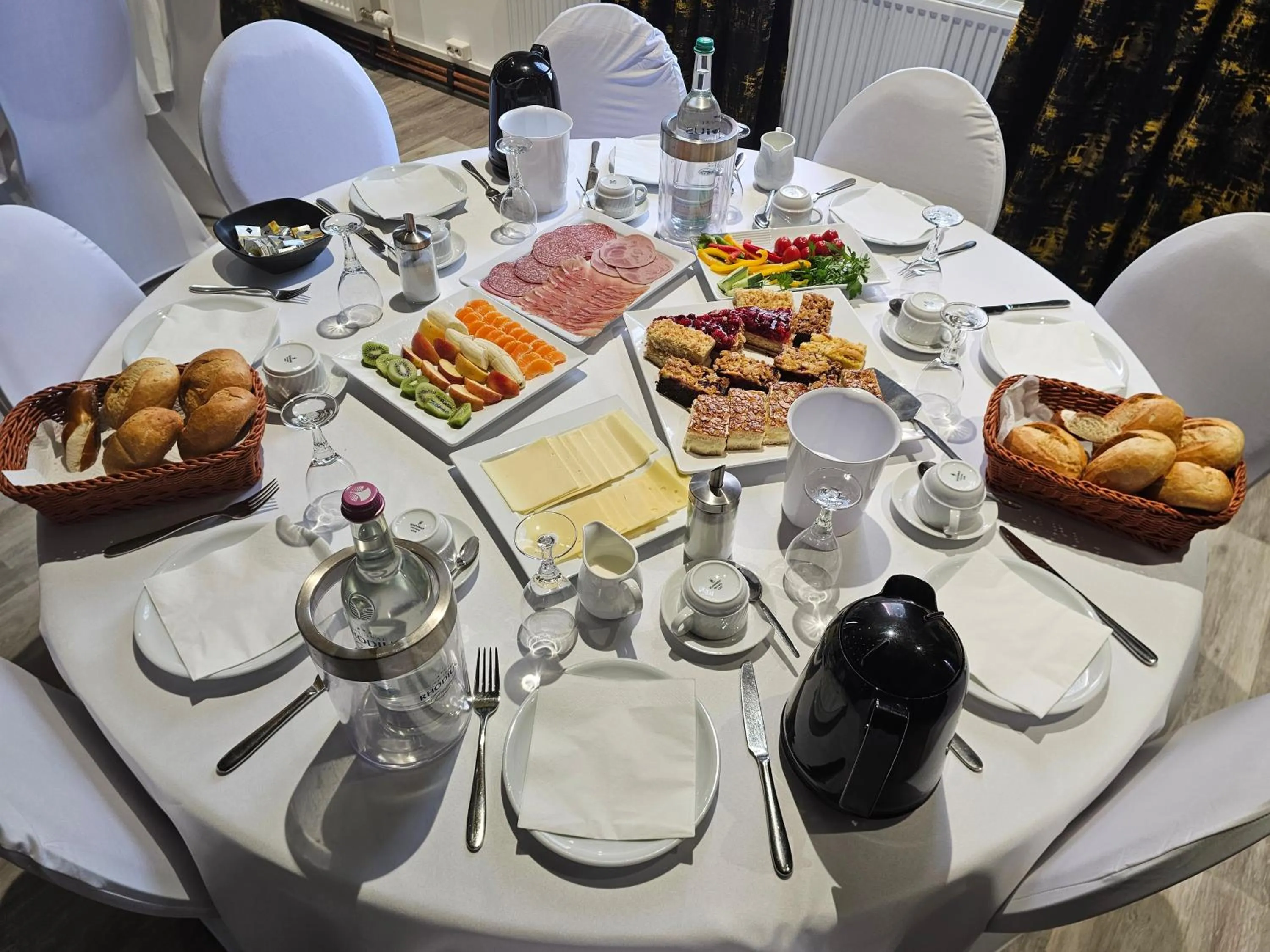 Breakfast in Hotel Paffhausen