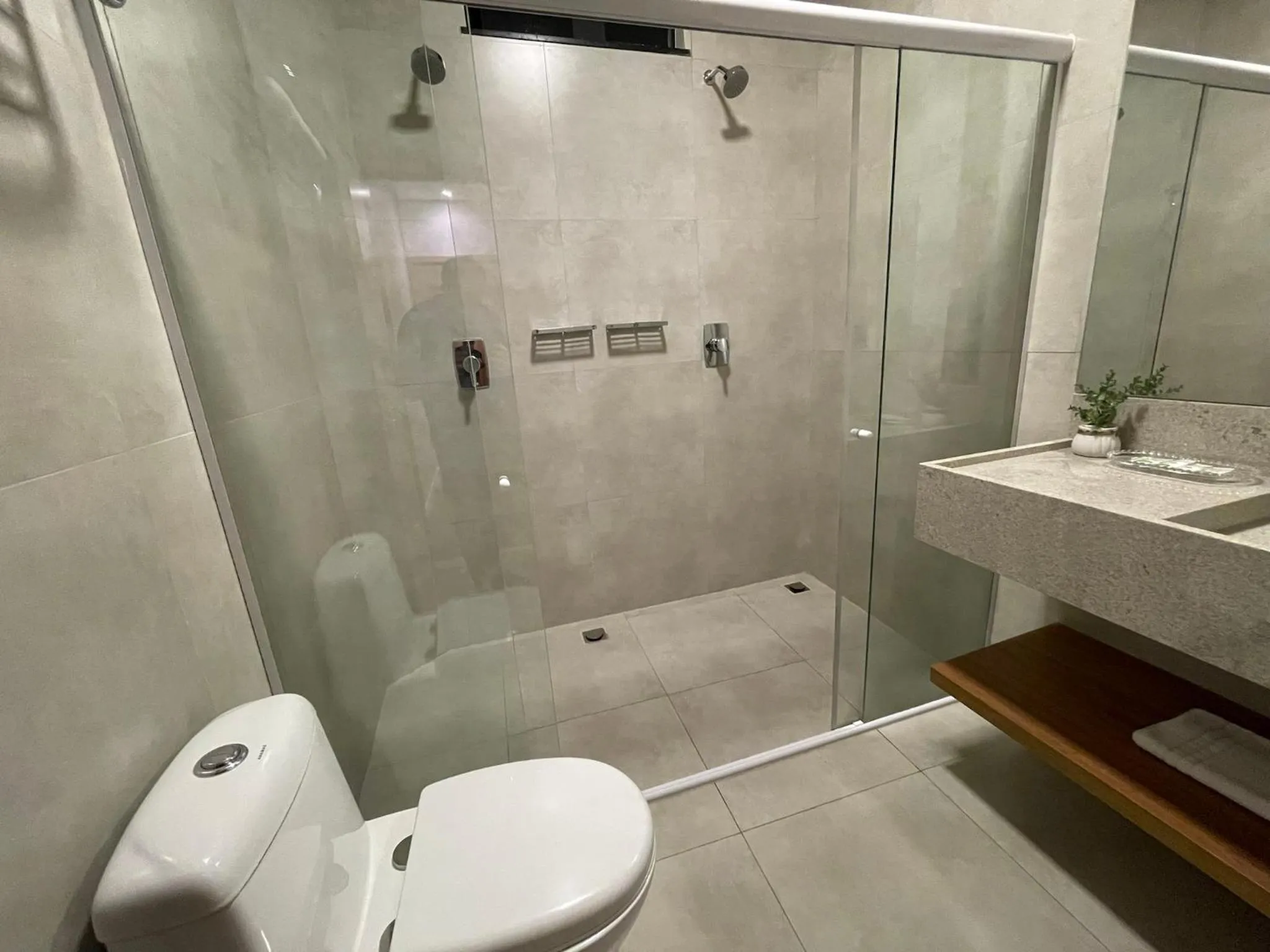 Bathroom in Hotel do Lago