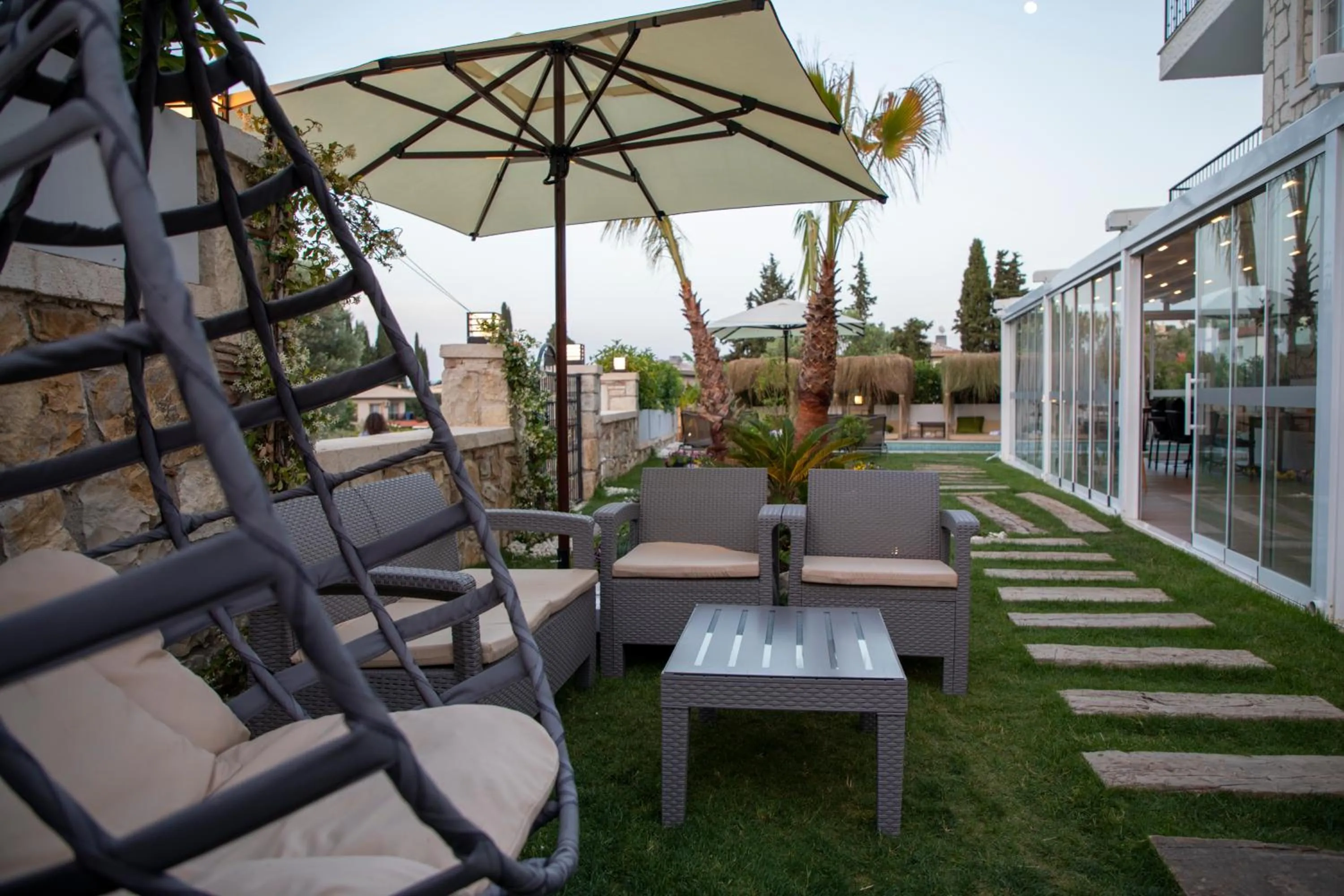 Patio in Urla 1867 Hotel