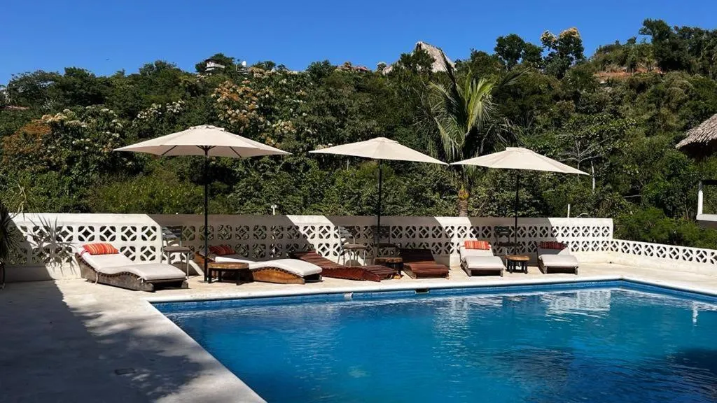 Day in Cabañas Sicarú Mazunte