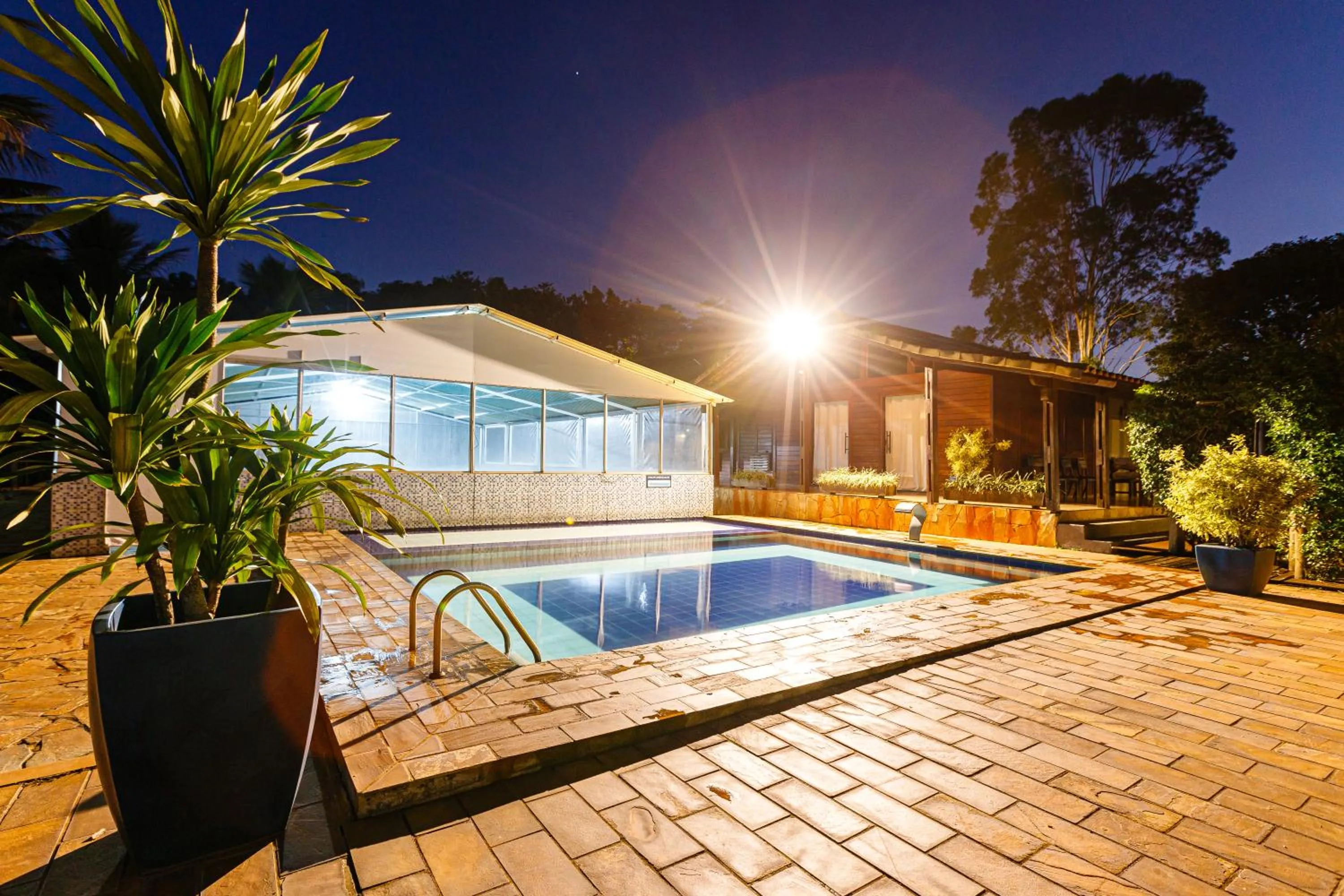 Night in Hotel Morro De Santo Agostinho