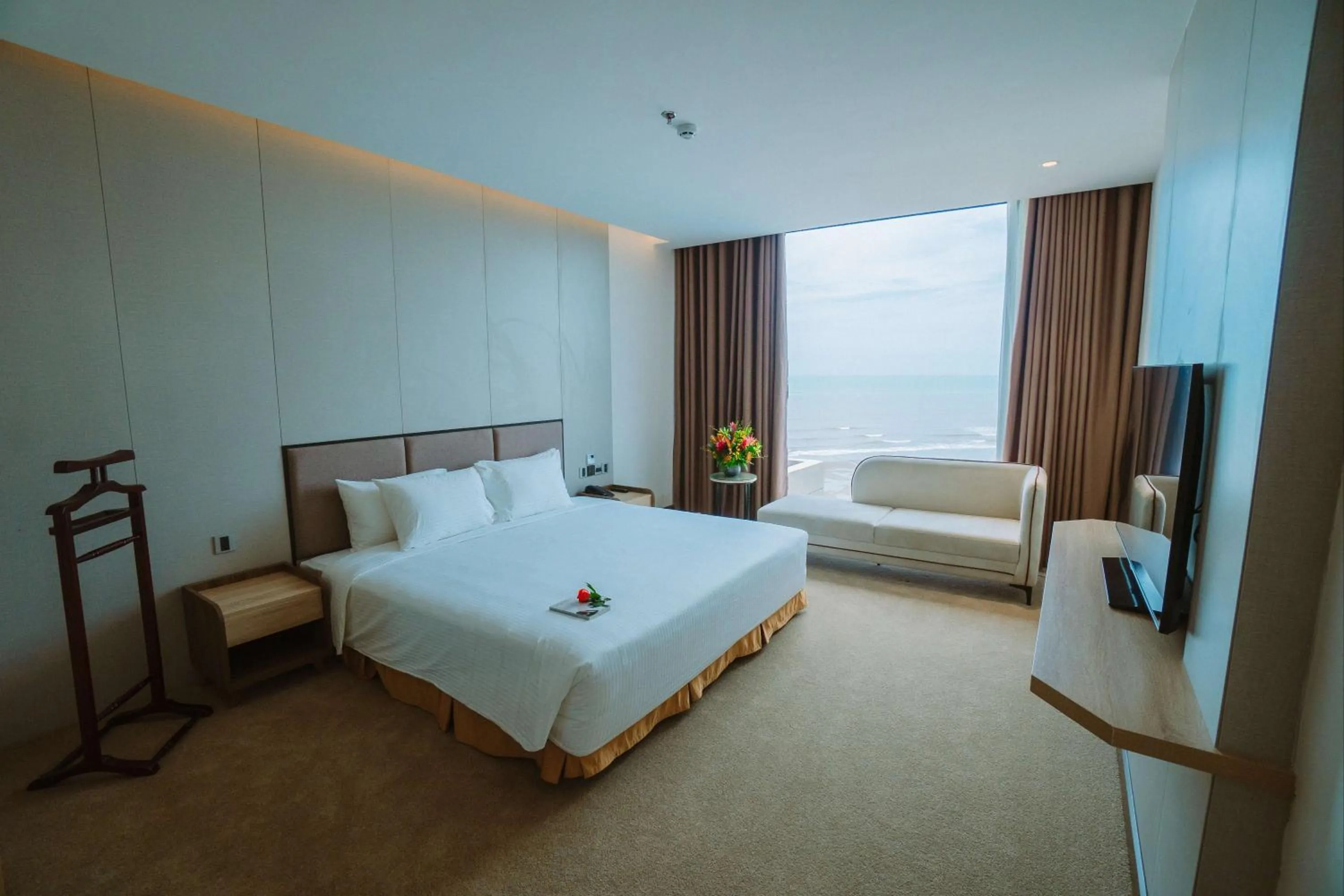 Bedroom, Bed in Mường Thanh Luxury Xuân Thành