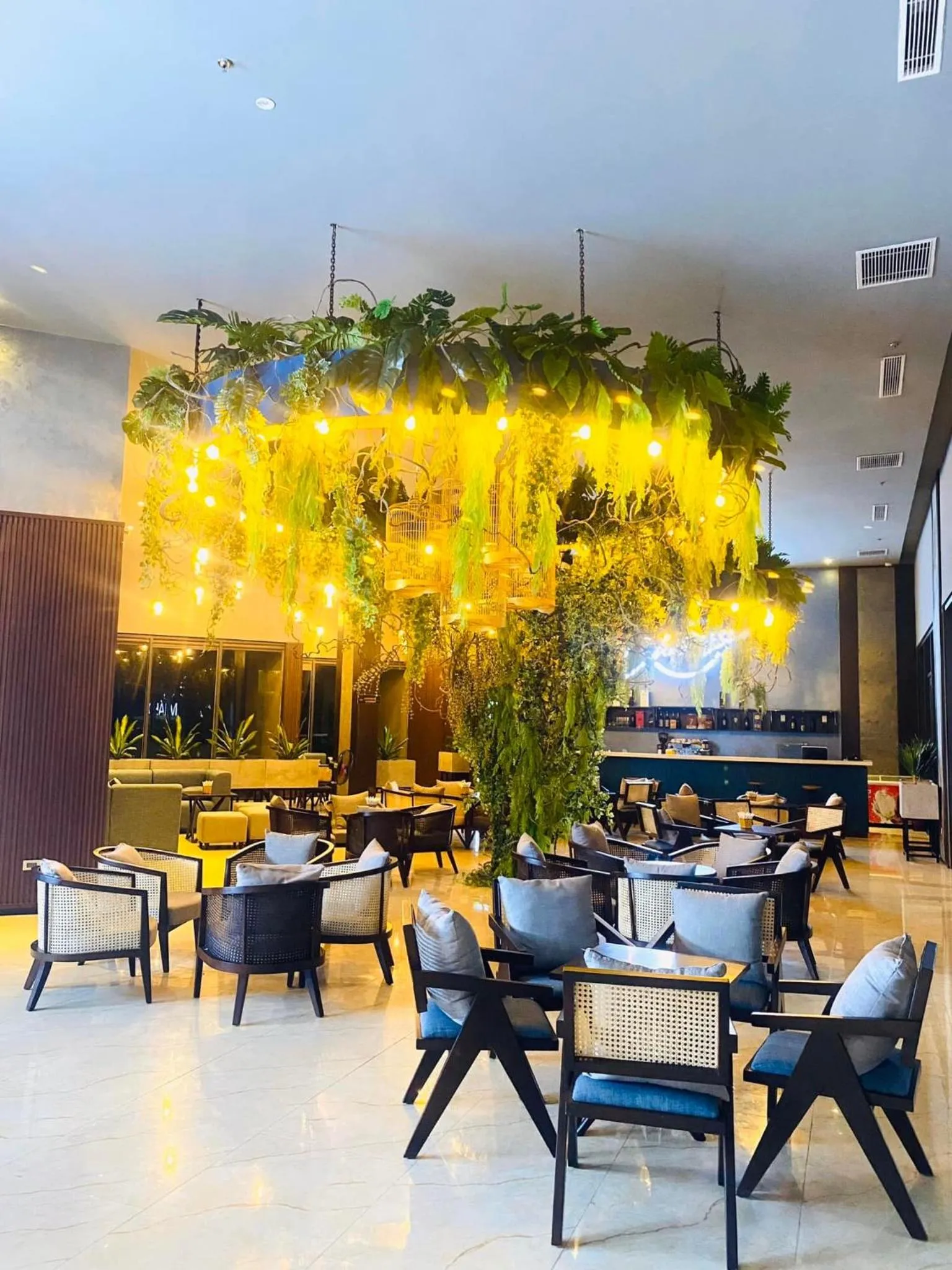 Lounge or bar in Mường Thanh Luxury Xuân Thành