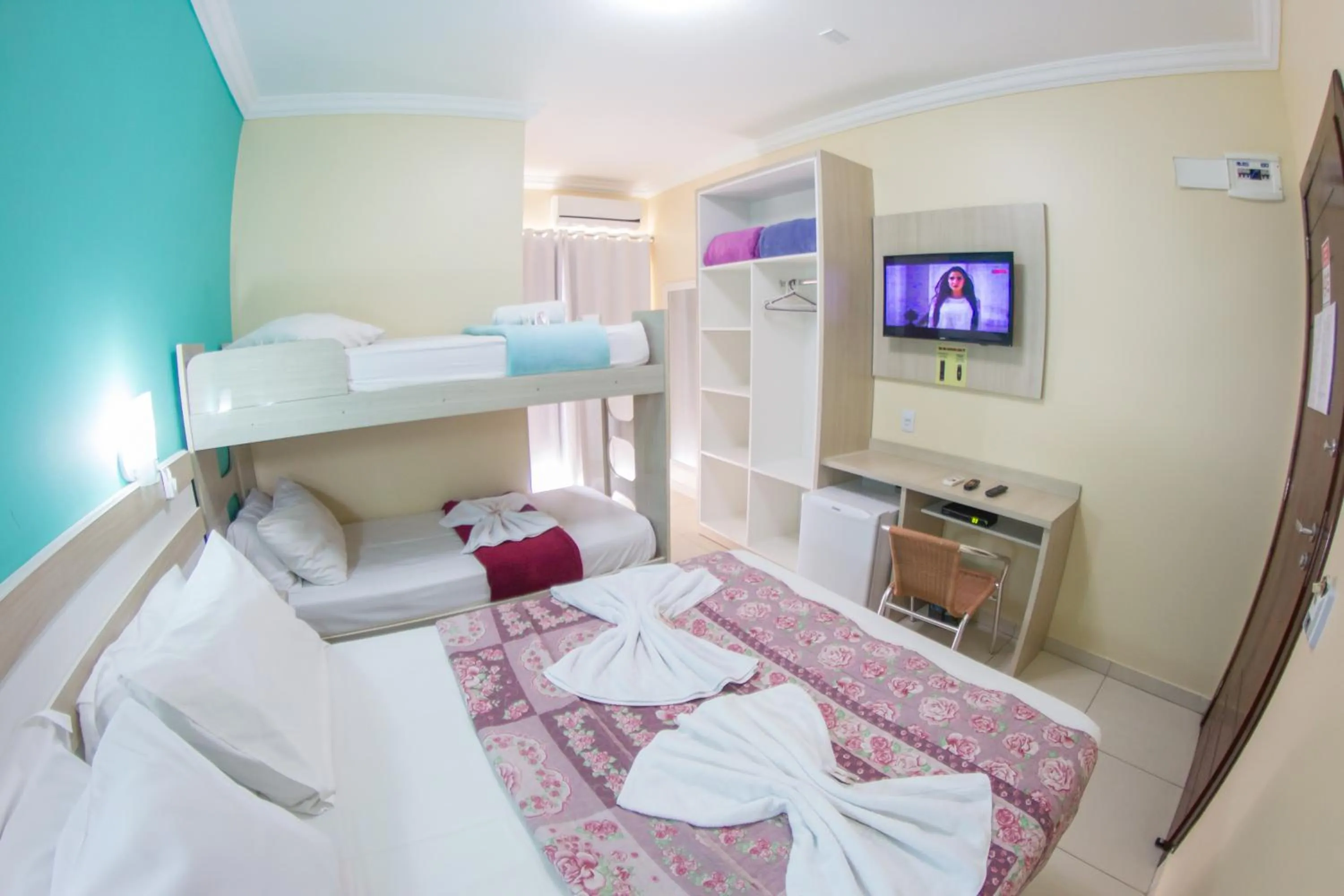 Bed in Villarejo Parque Hotel