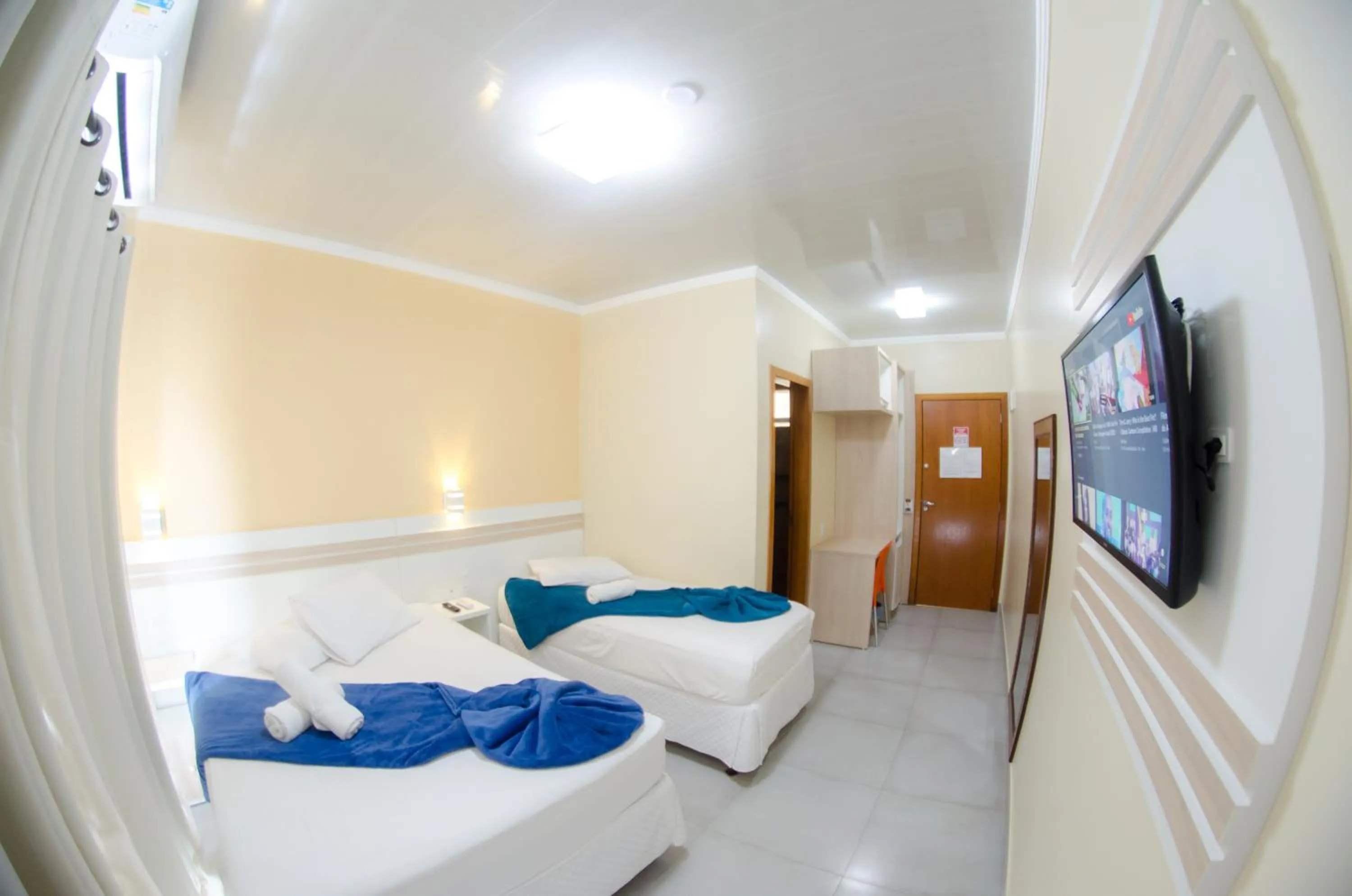 Bed in Villarejo Parque Hotel