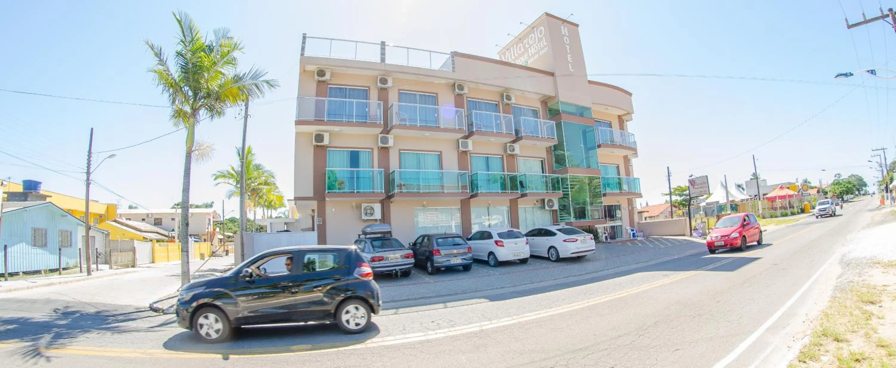 Facade/entrance in Villarejo Parque Hotel