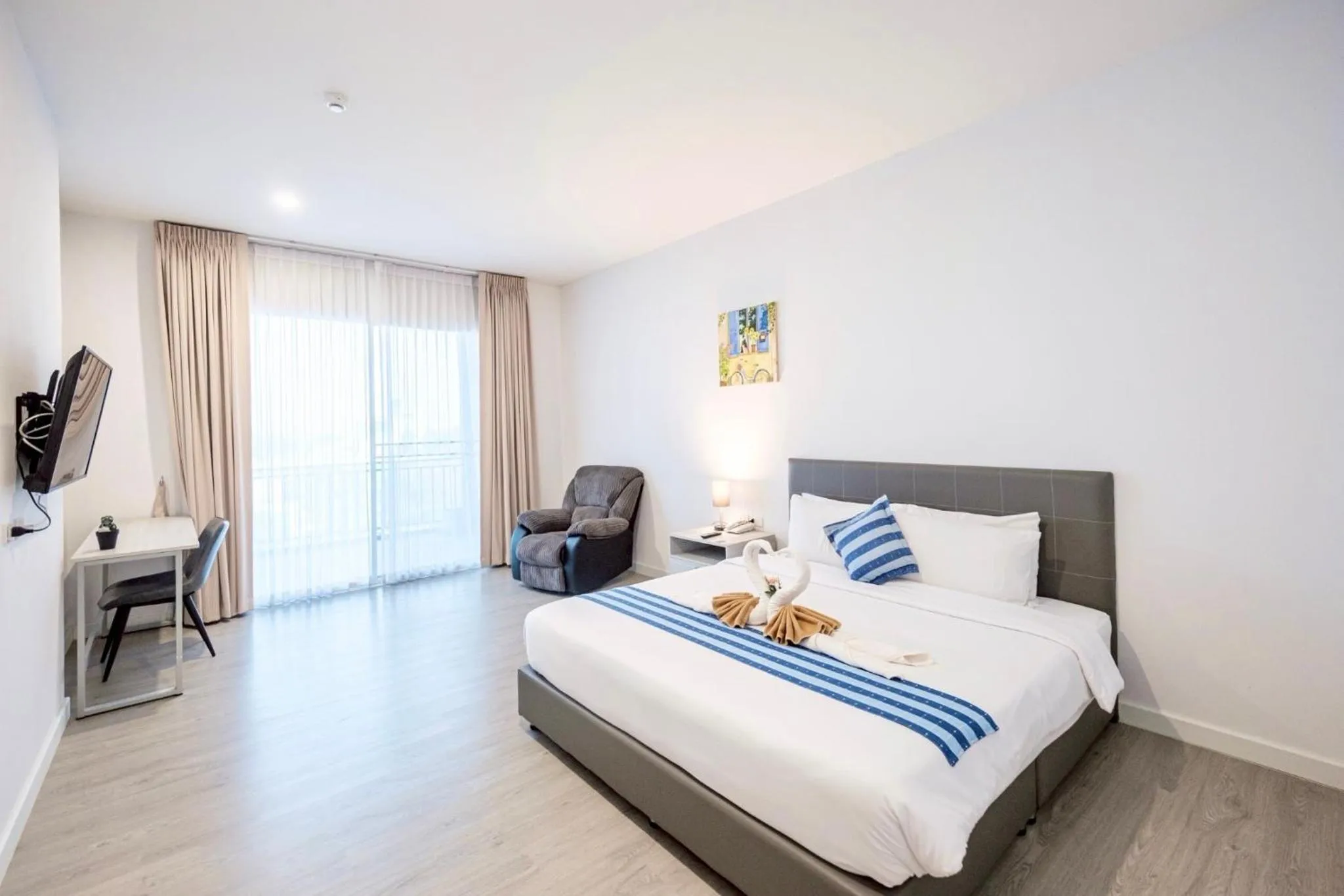 Bed in GRAND PA Hotel&Resort Lamphun Chiang Mai