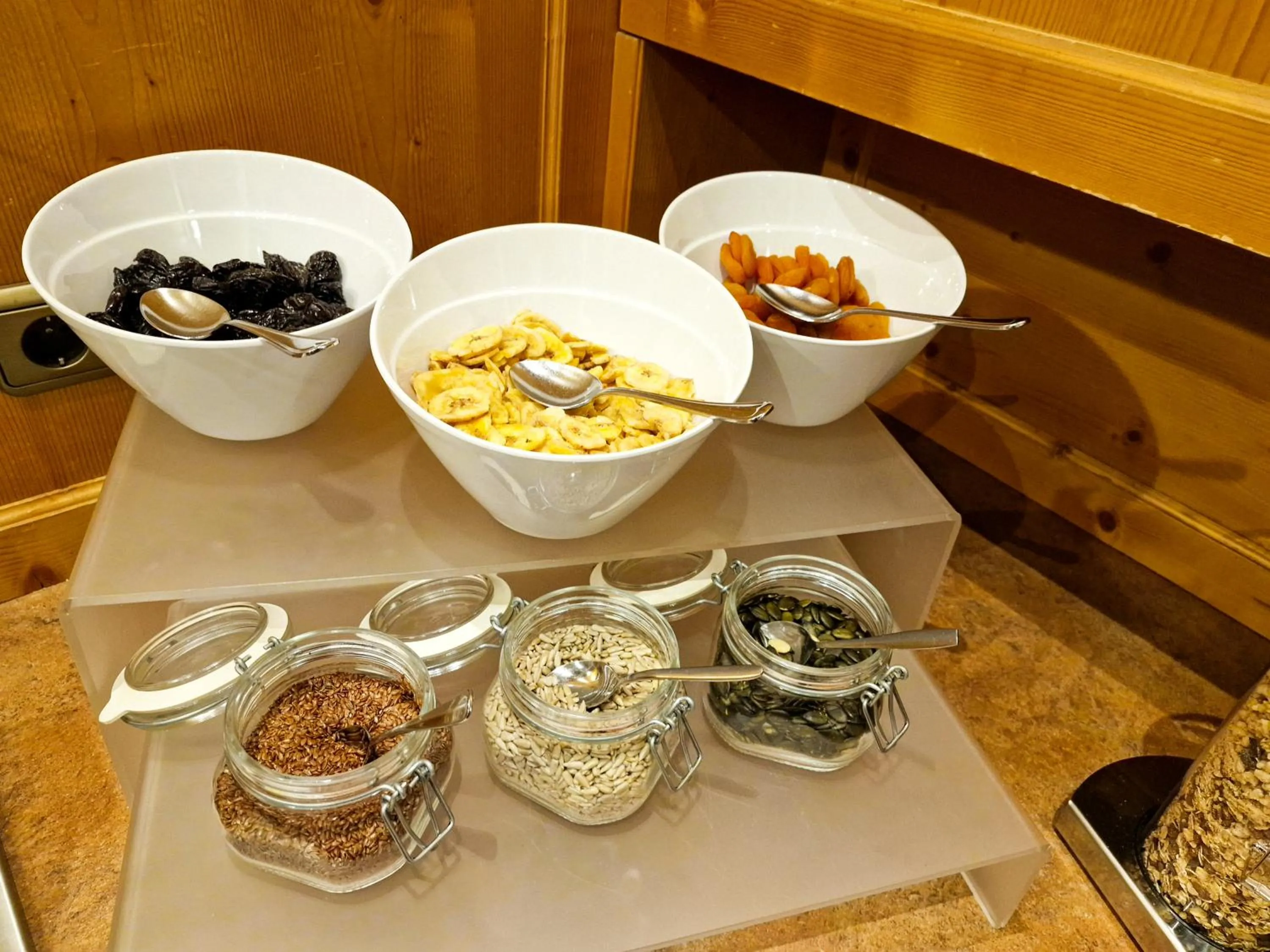 Buffet breakfast in Das Alpin - Hotel Garni Guesthouse