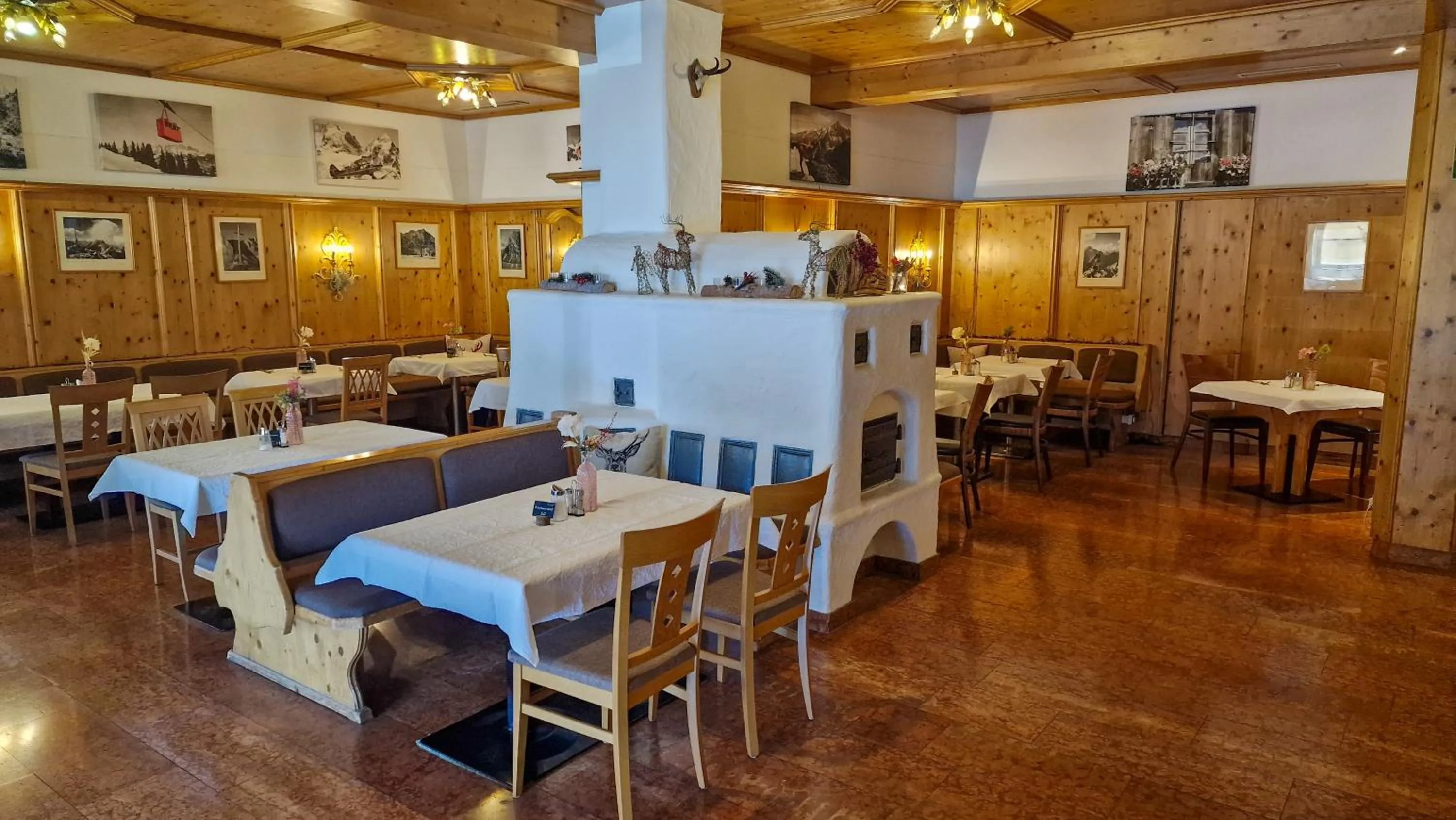 Restaurant/places to eat in Das Alpin - Hotel Garni Guesthouse