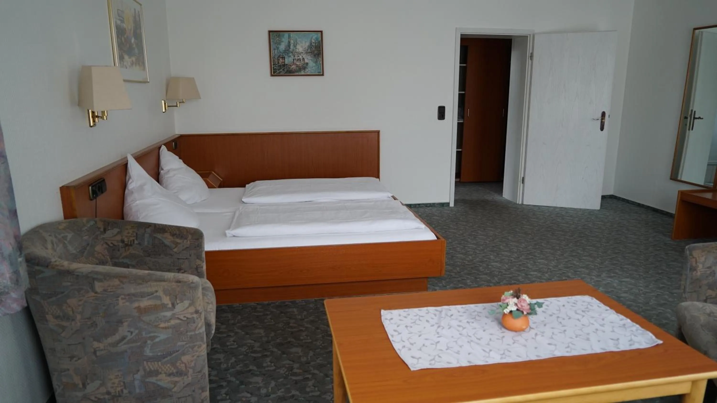 Photo of the whole room, Bed in Hotel Landhaus Greene