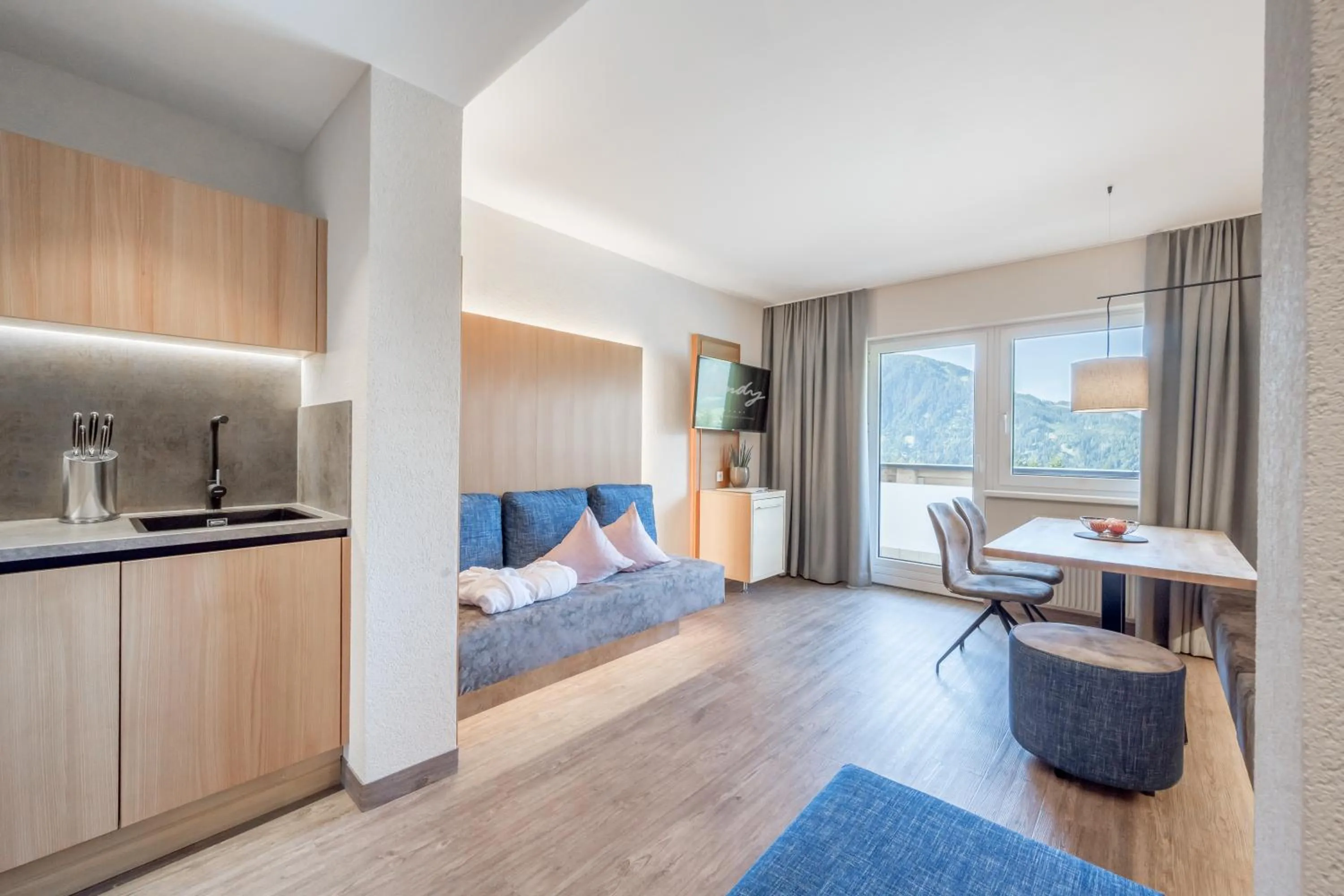 Photo of the whole room in Hotel Andy 4 Sterne Superior