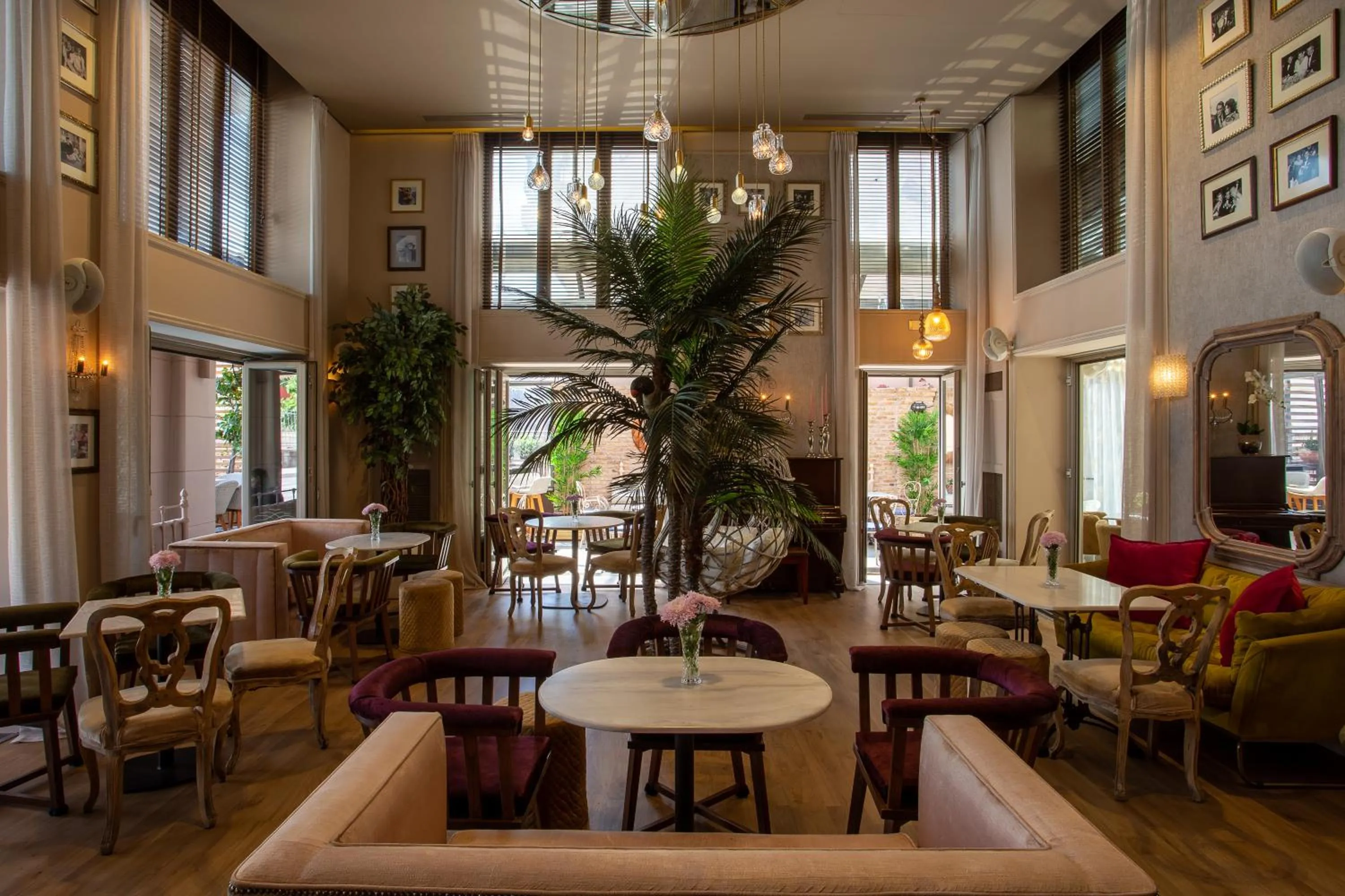 Restaurant/places to eat in Marpessa Hotel & Spa