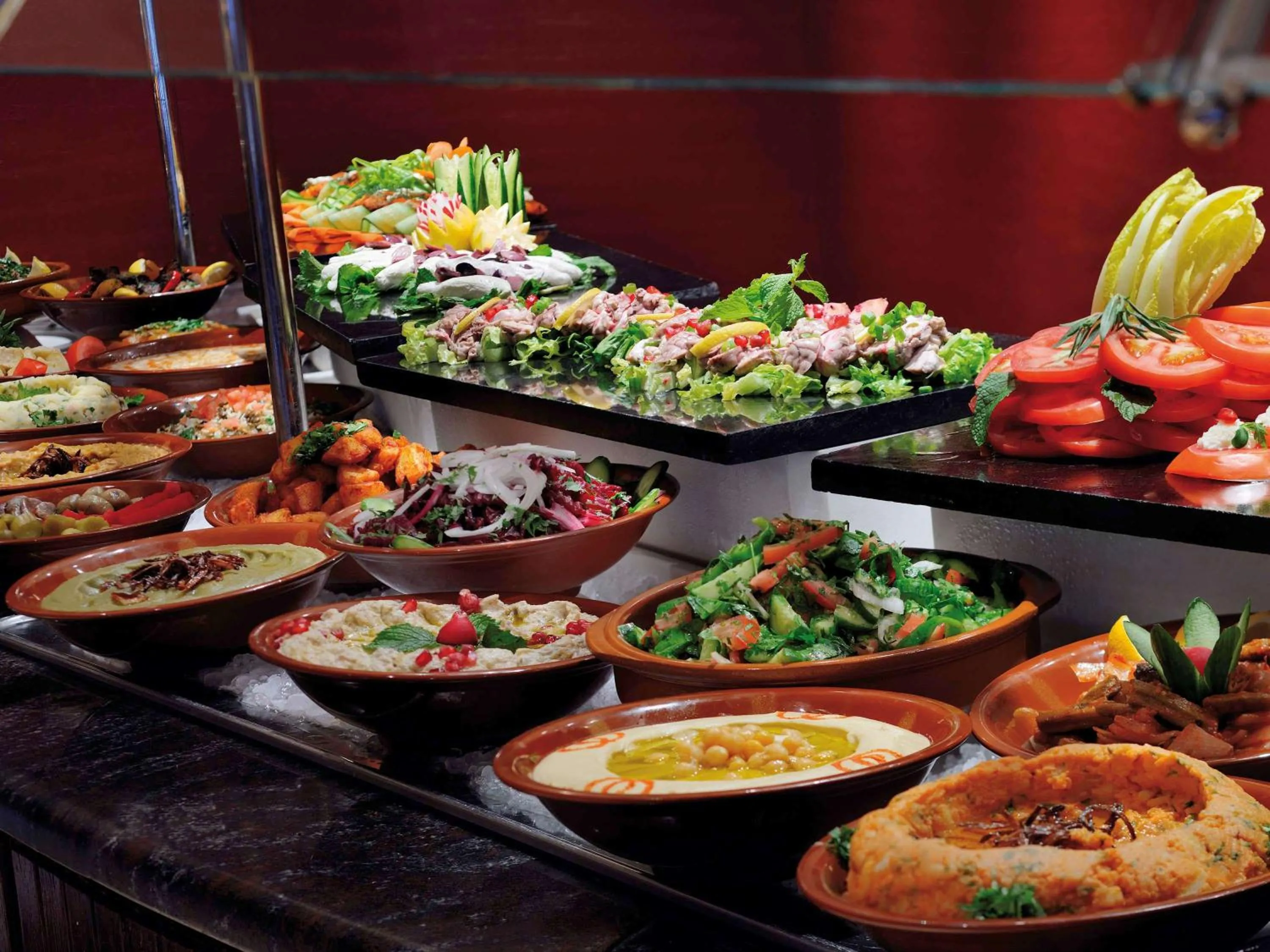 Restaurant/places to eat in Mövenpick Hotel & Resort Al Bida'a