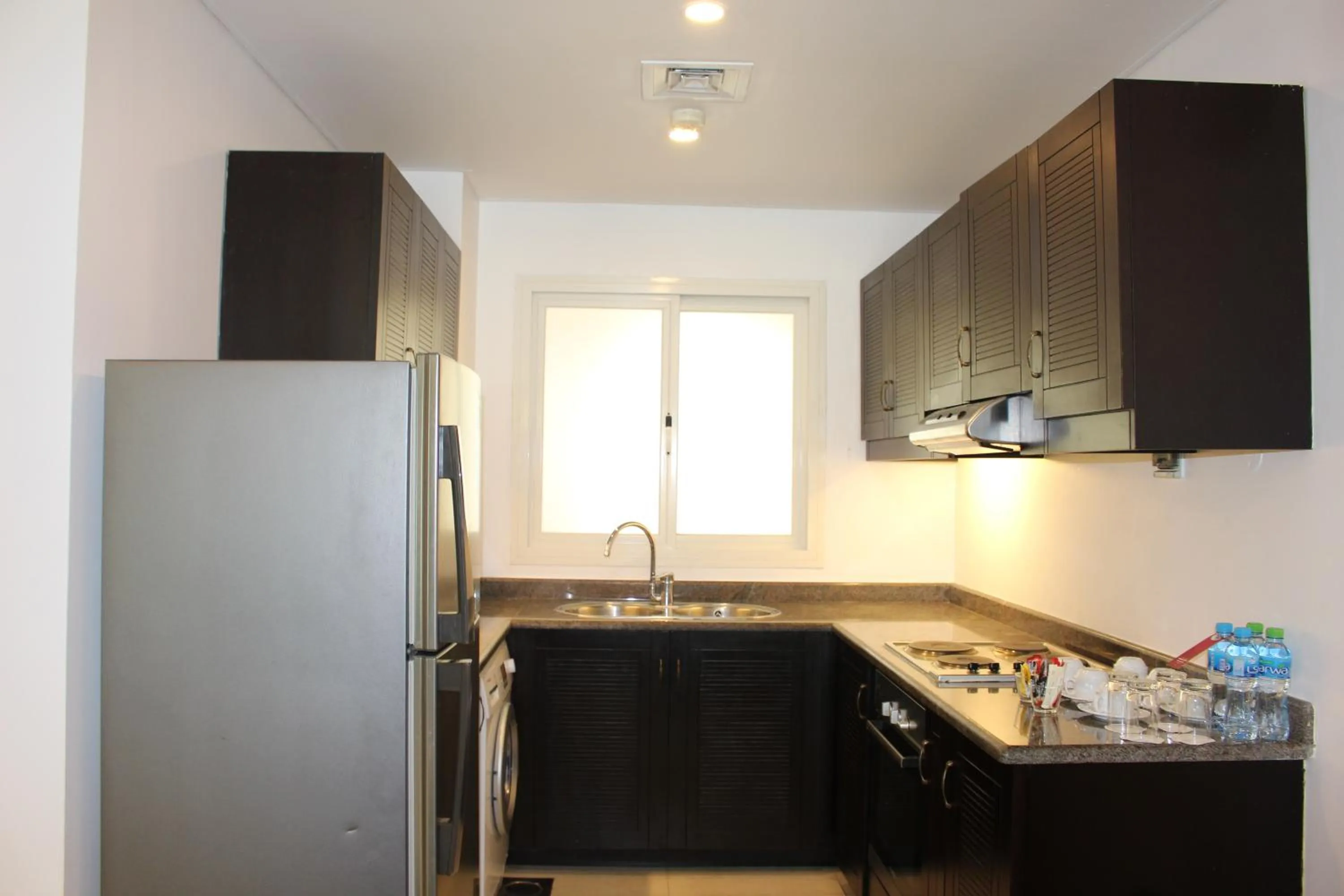 Coffee/tea facilities in Mövenpick Hotel & Resort Al Bida'a