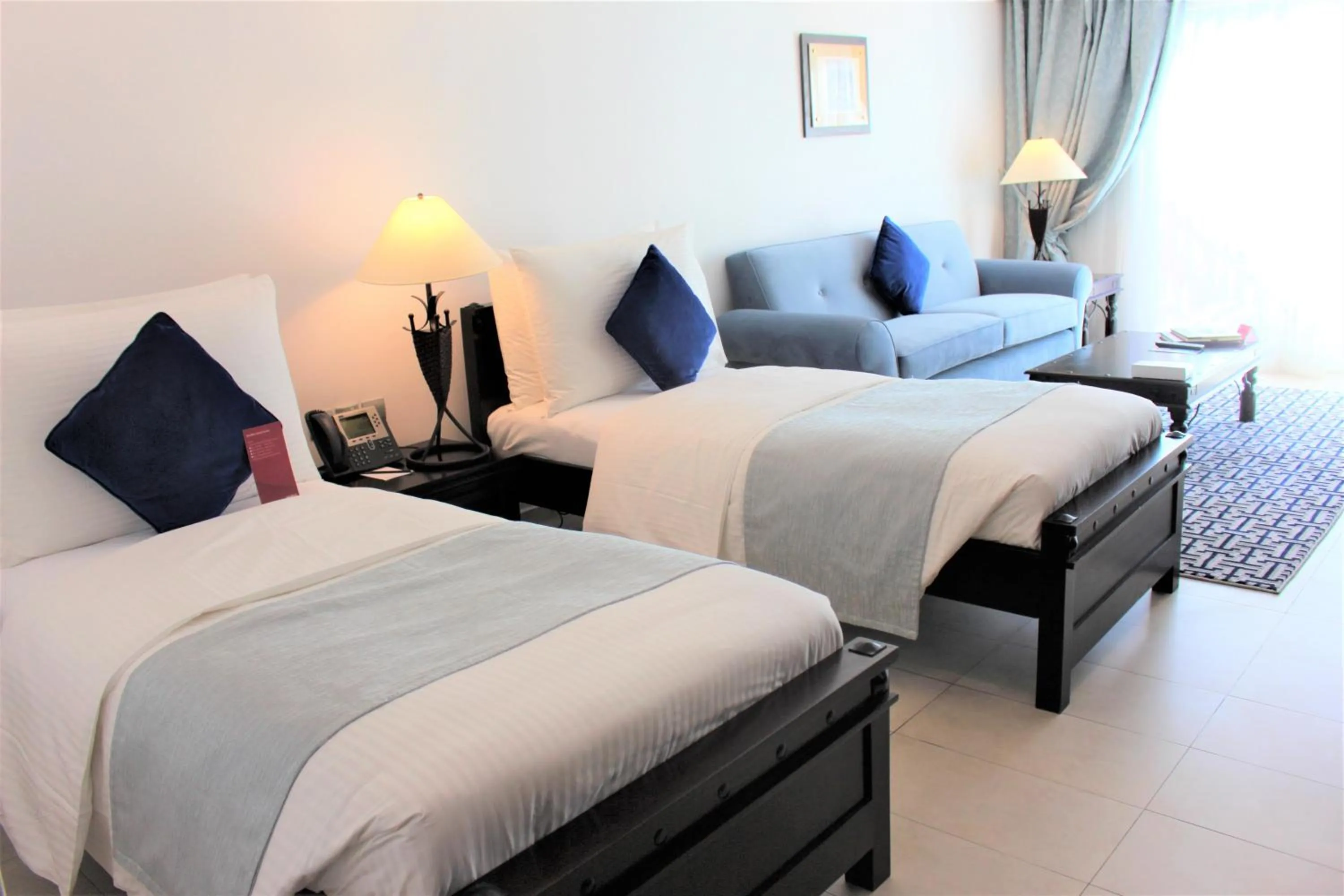 Bed in Mövenpick Hotel & Resort Al Bida'a