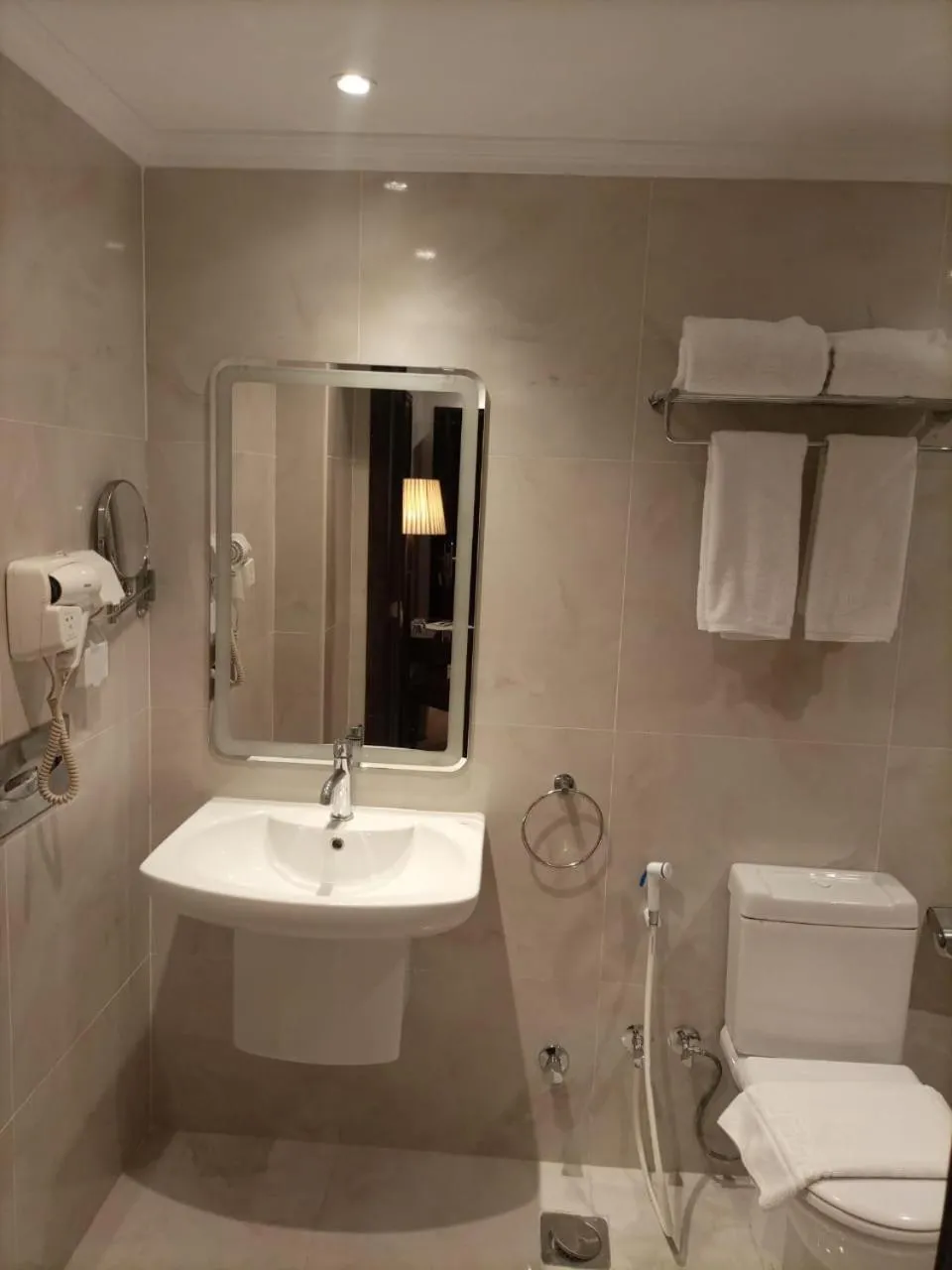 Shower in Golden Park Hotel Cairo, Heliopolis