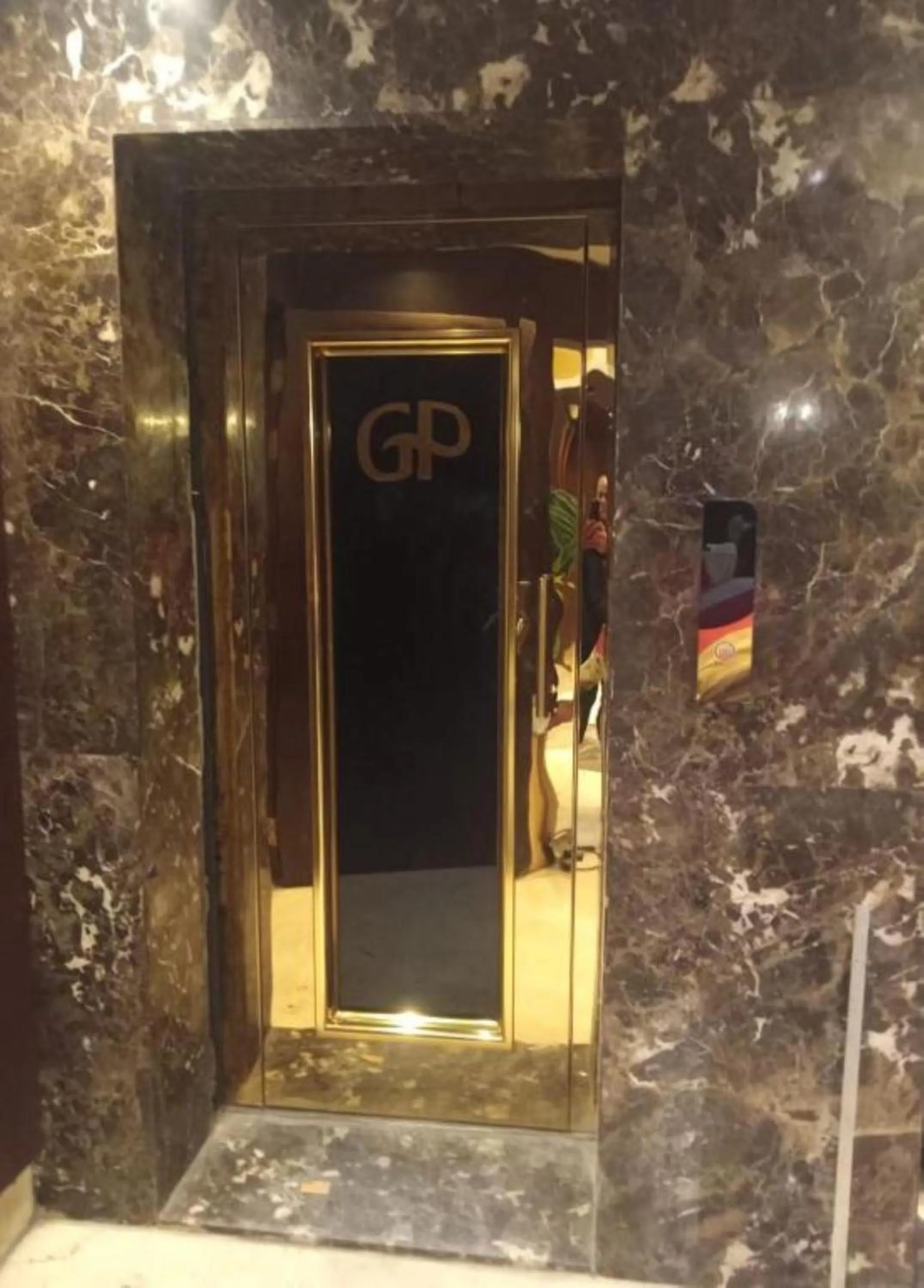 elevator in Golden Park Hotel Cairo, Heliopolis