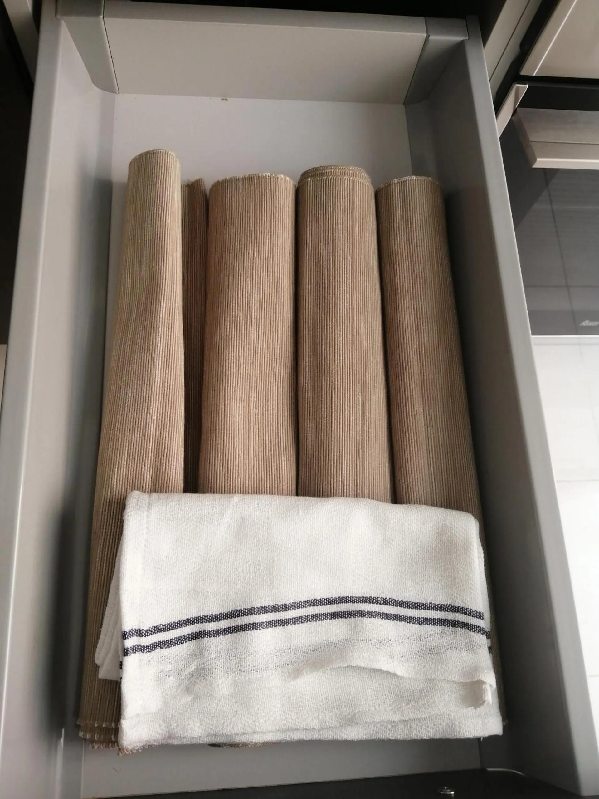 Decorative detail in Oriente DNA Studios V