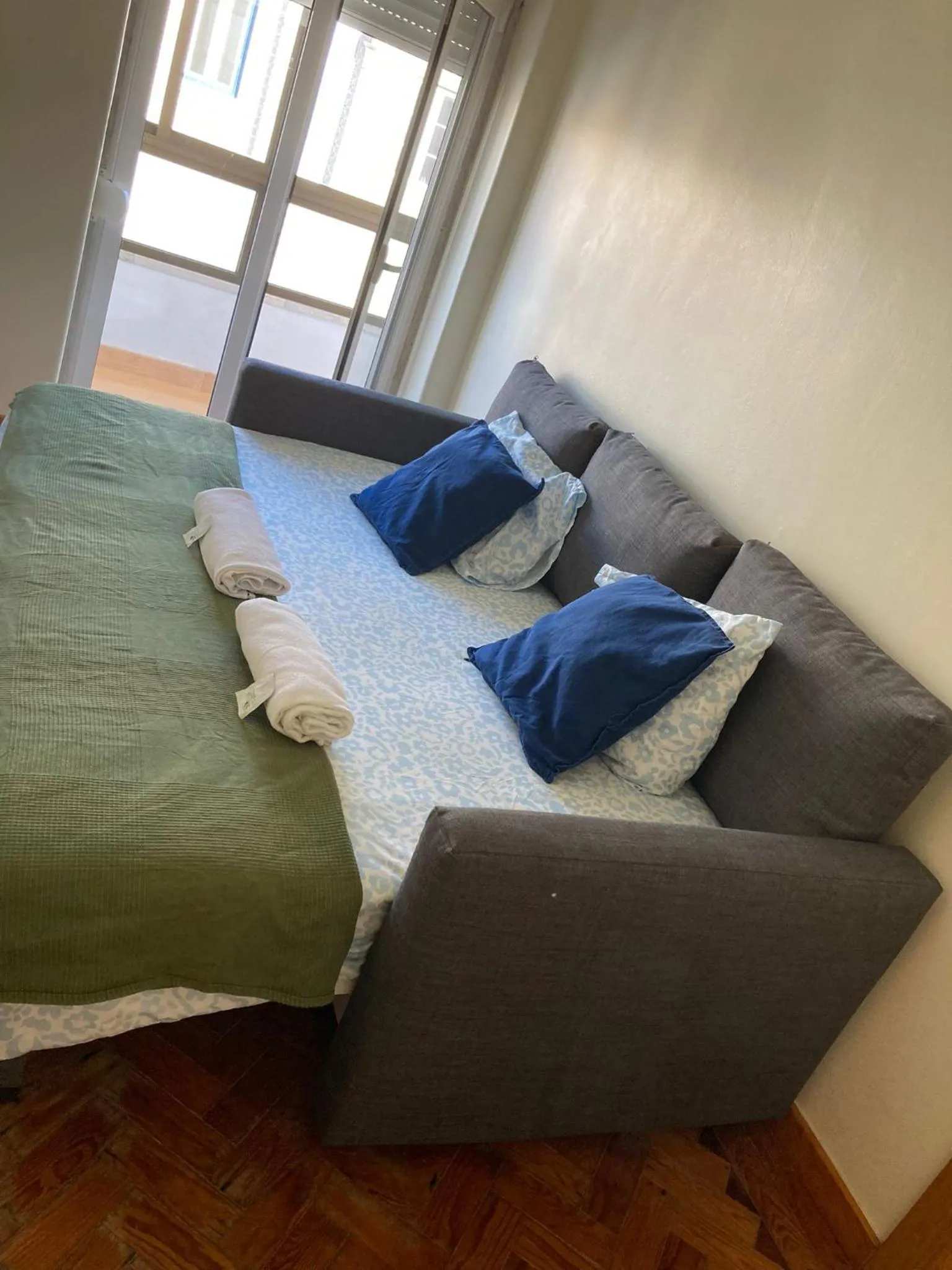 Bed in Oriente DNA Studios V