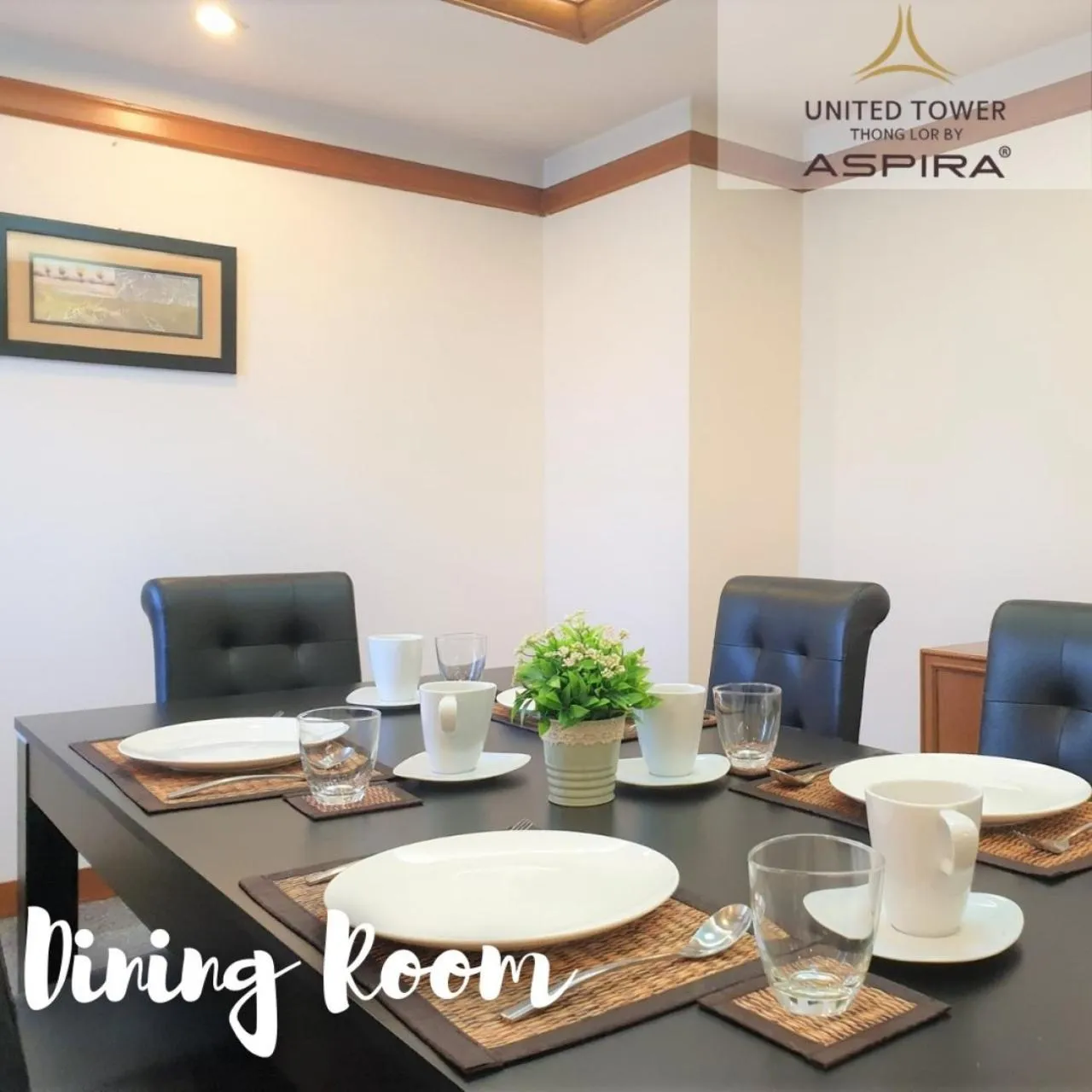Dining area in United Tower Thonglor by Aspira