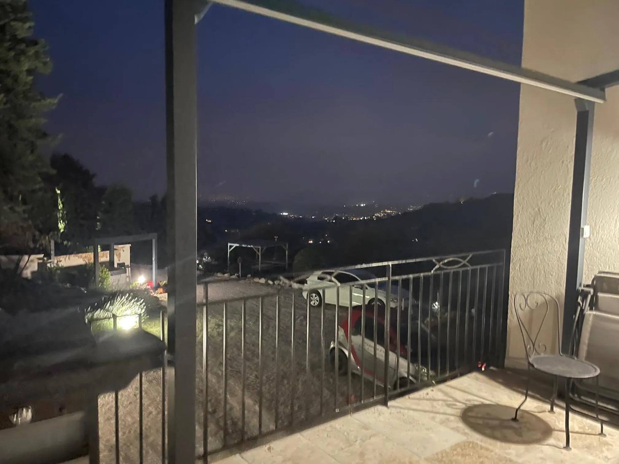 Night in Le Clos des Senteurs de Chateauneuf de Grasse