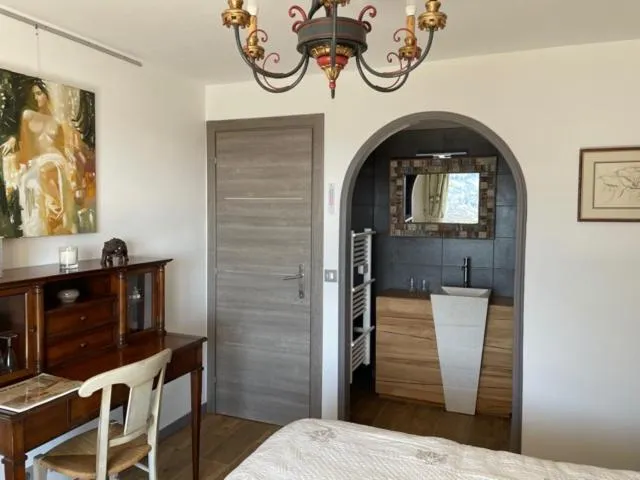 Bathroom in Le Clos des Senteurs de Chateauneuf de Grasse