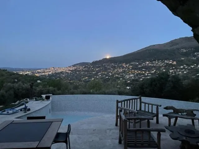 Natural landscape in Le Clos des Senteurs de Chateauneuf de Grasse