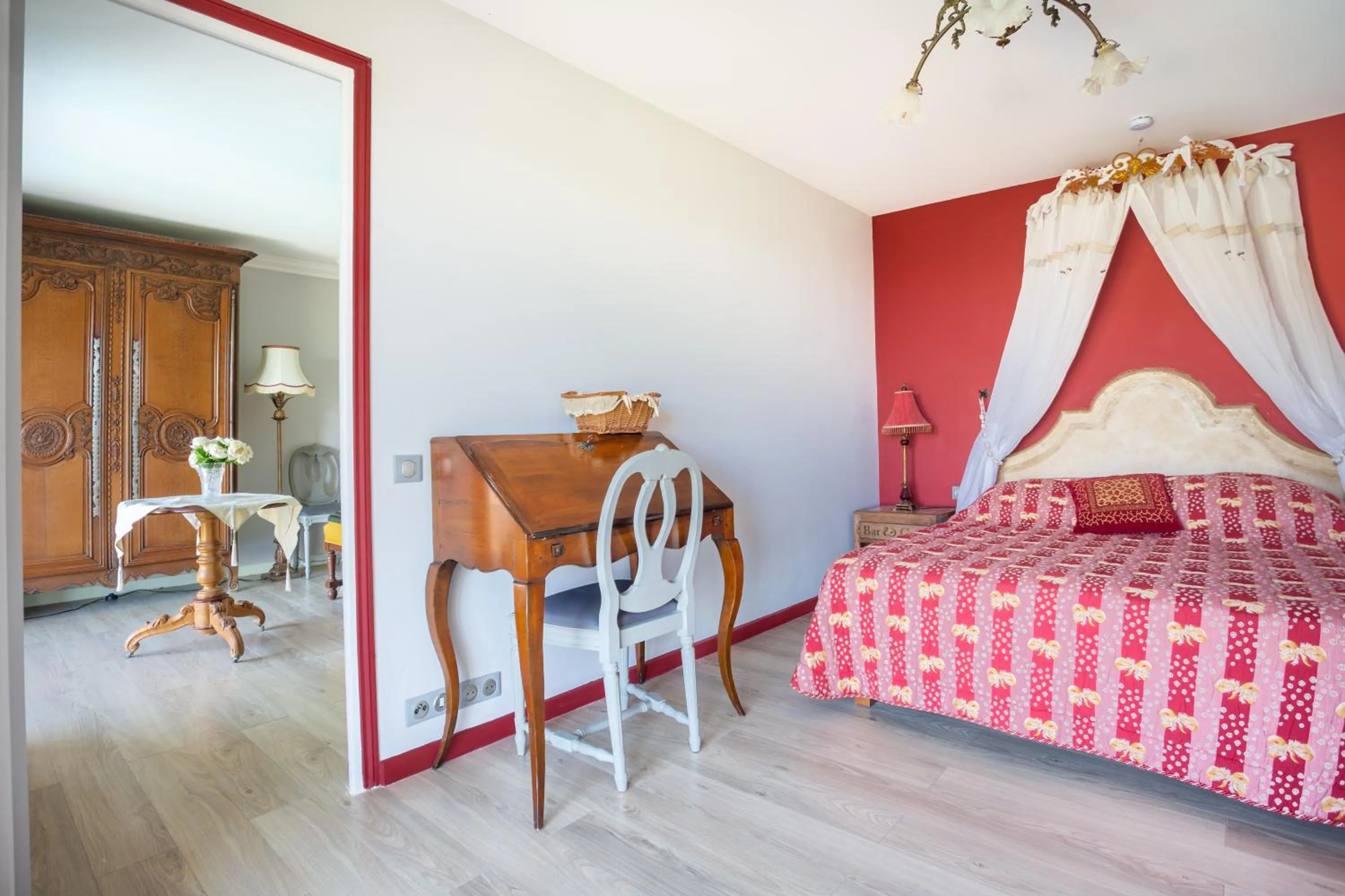 Bed in Le Clos des Senteurs de Chateauneuf de Grasse