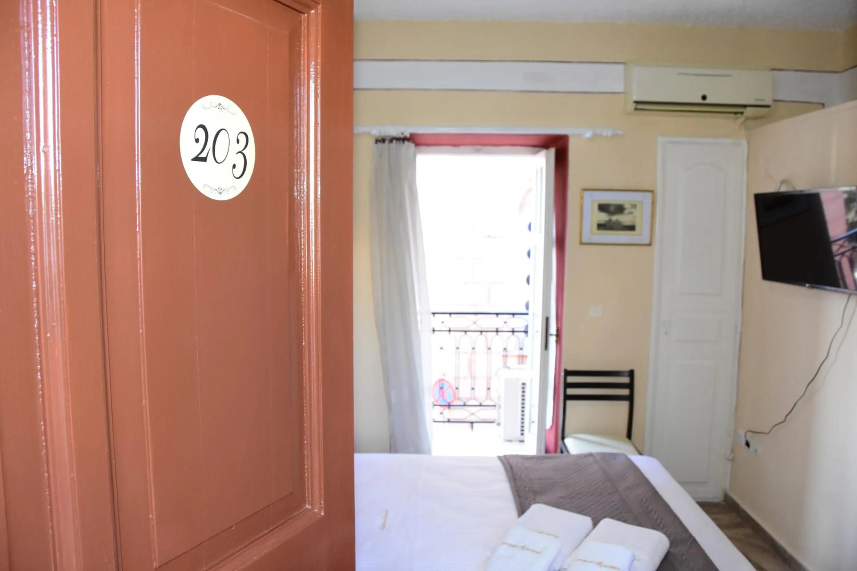 Bed in Aeginitikon Arhontikon Stylish Boutique Hotel