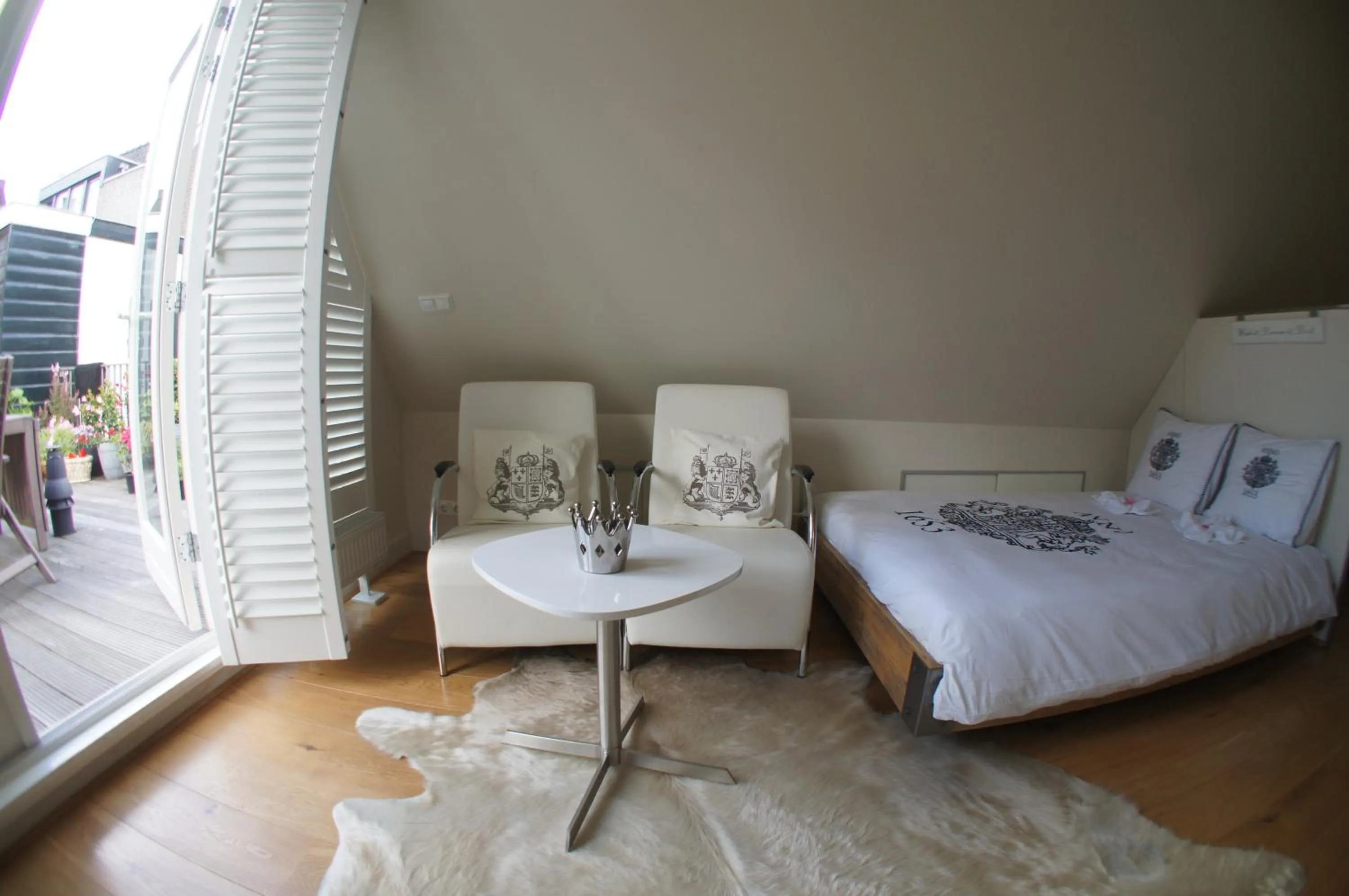 Bed in Prince On The Roof