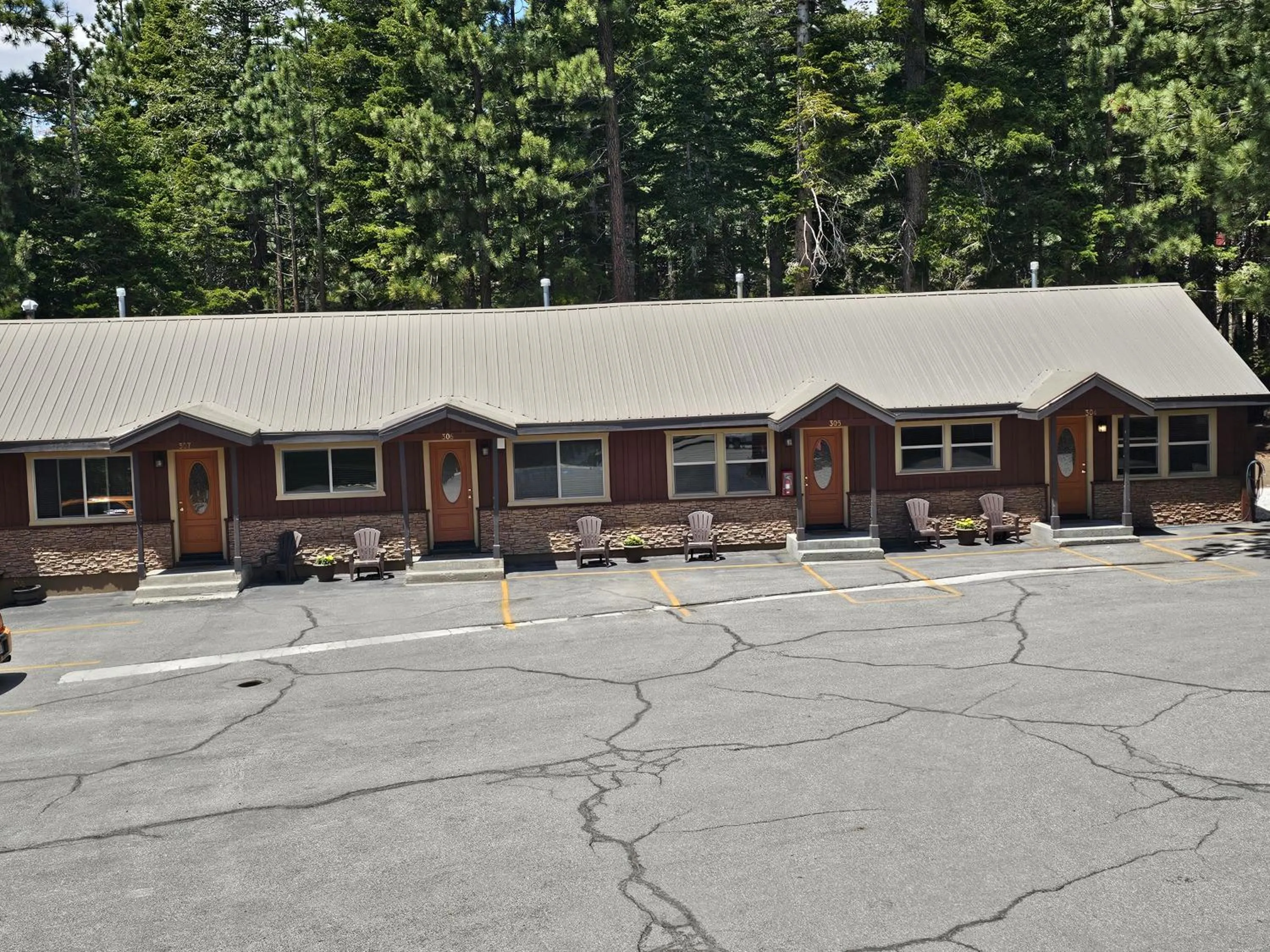 Property building in Holiday Haus