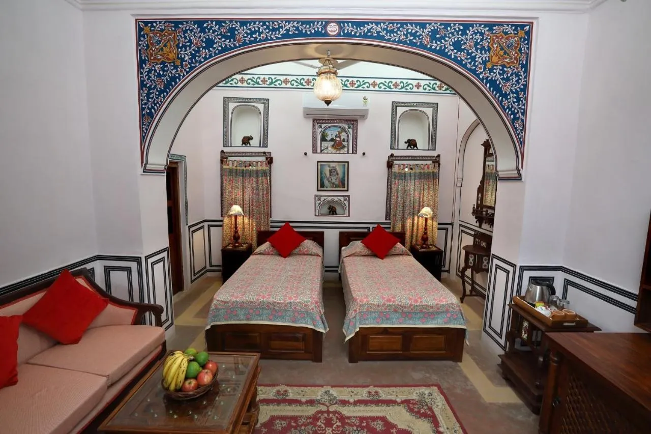 Photo of the whole room, Bed in Hotel Mandawa Haveli