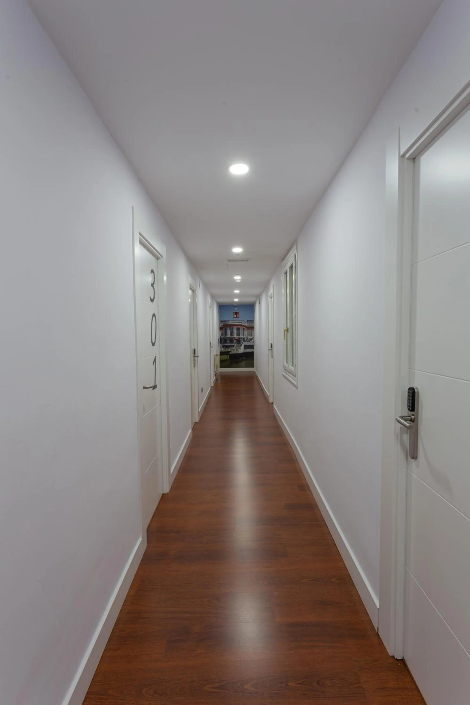 Area and facilities in Casual Mardones