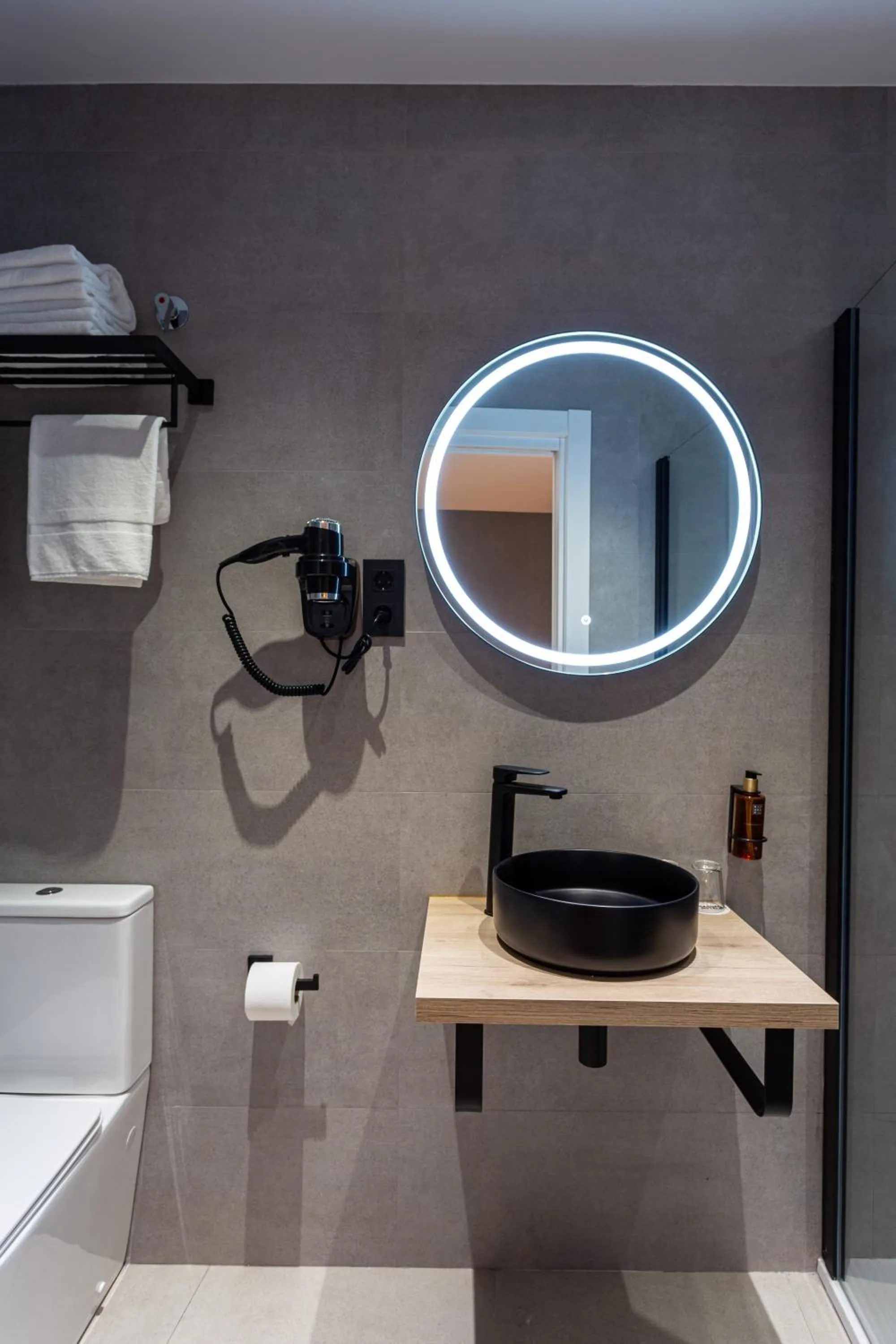 Bathroom in Casual Fuentes