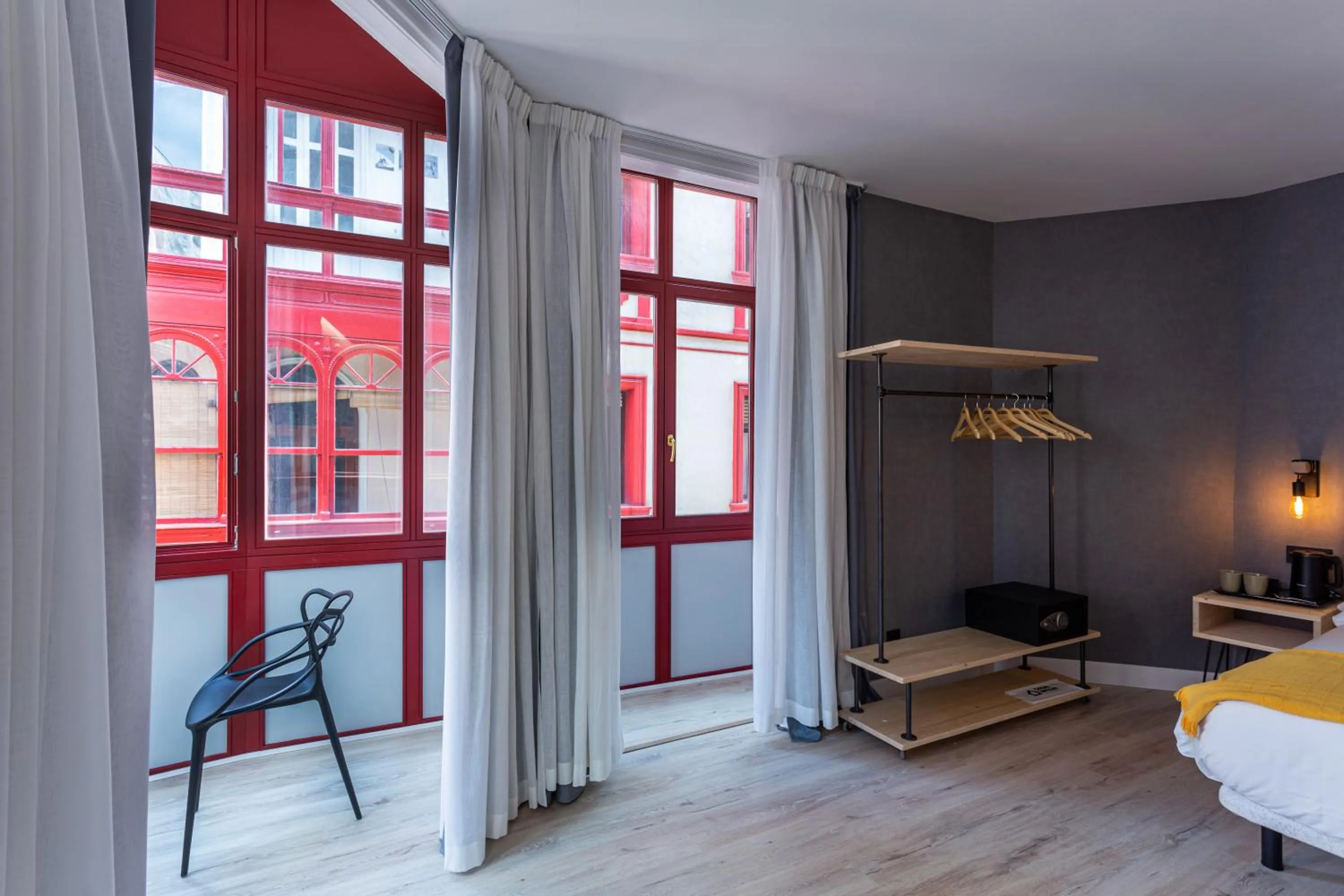 Photo of the whole room, Bed in Casual Fuentes