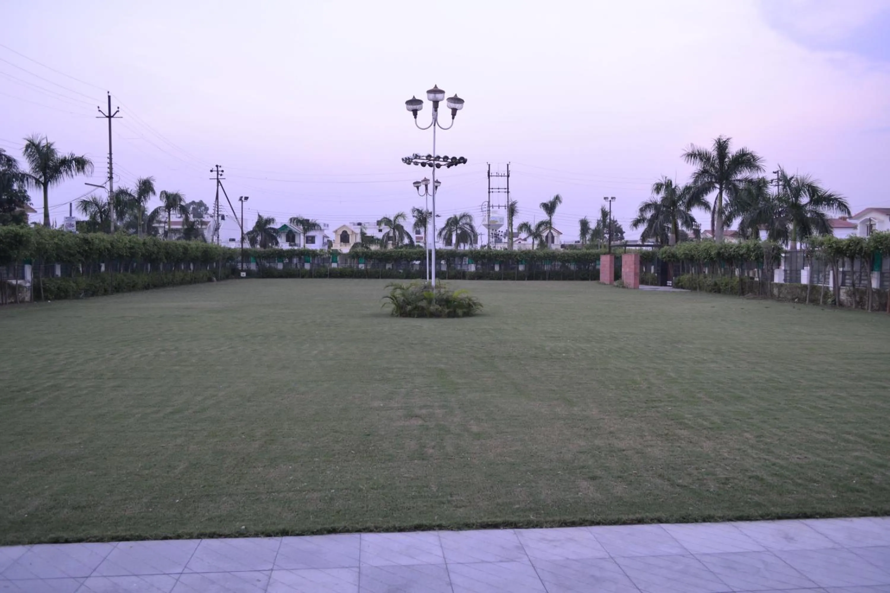 Banquet/Function facilities in Sobti Continental Bareilly