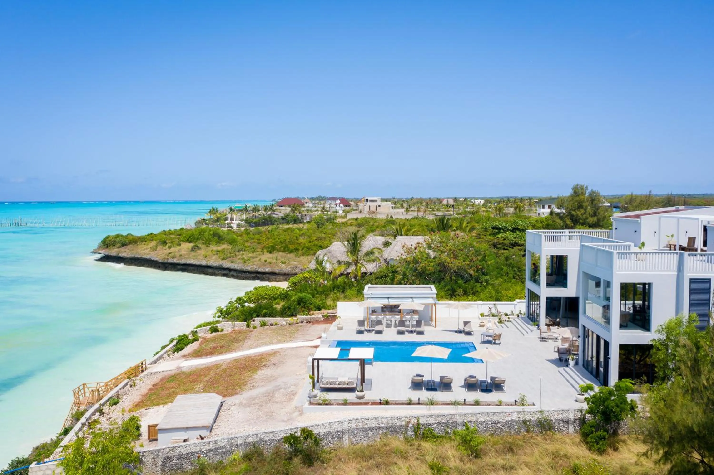 Property building in Villa Bluu