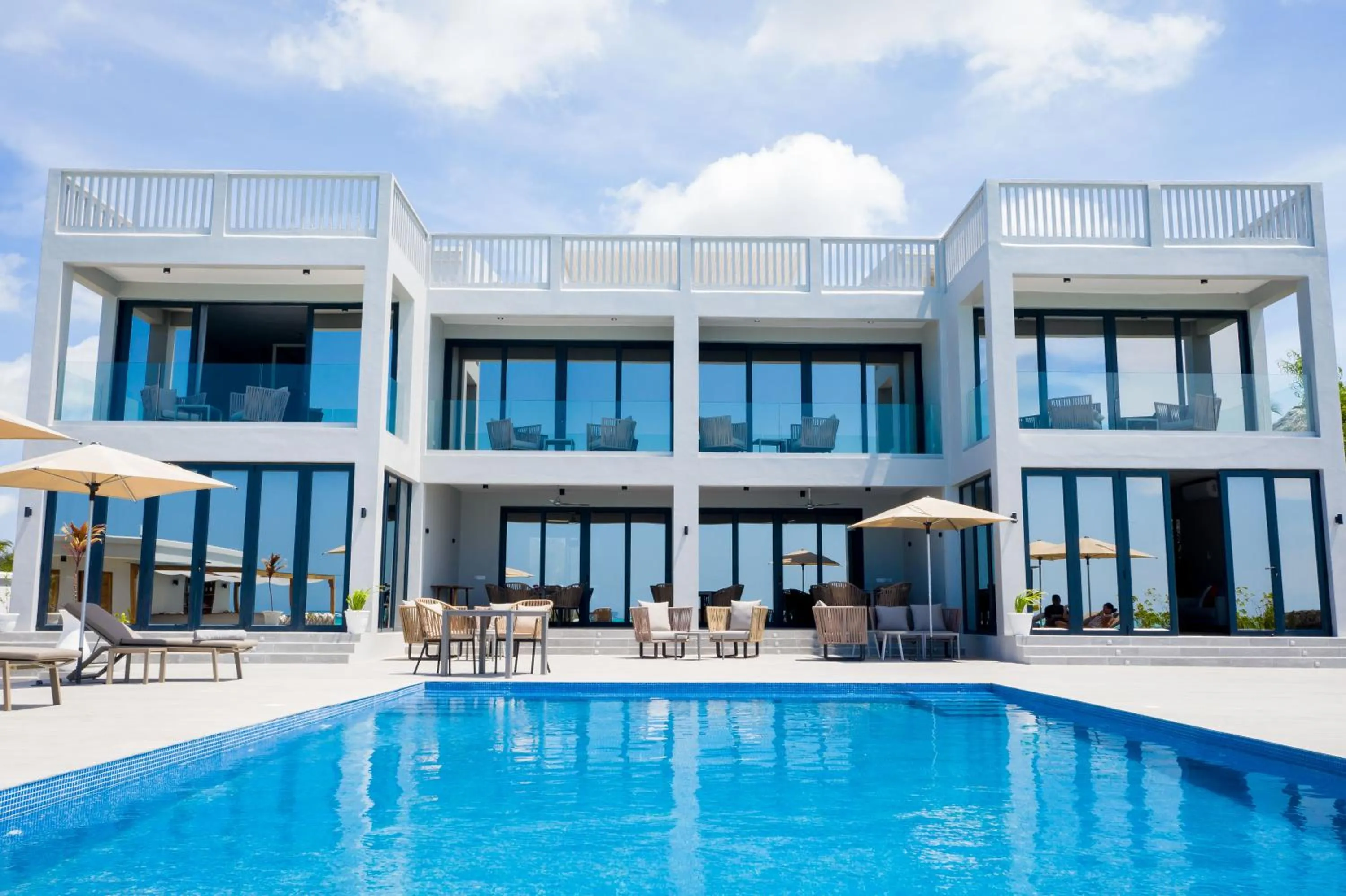 Property building in Villa Bluu