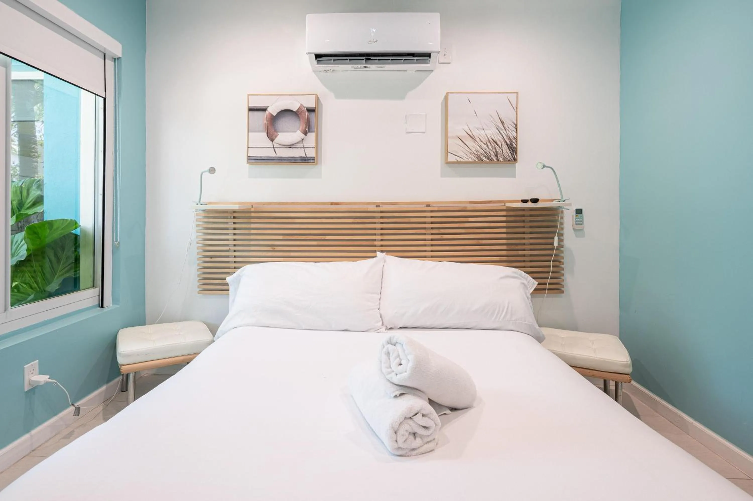 Bed in Casa Del Mar Master