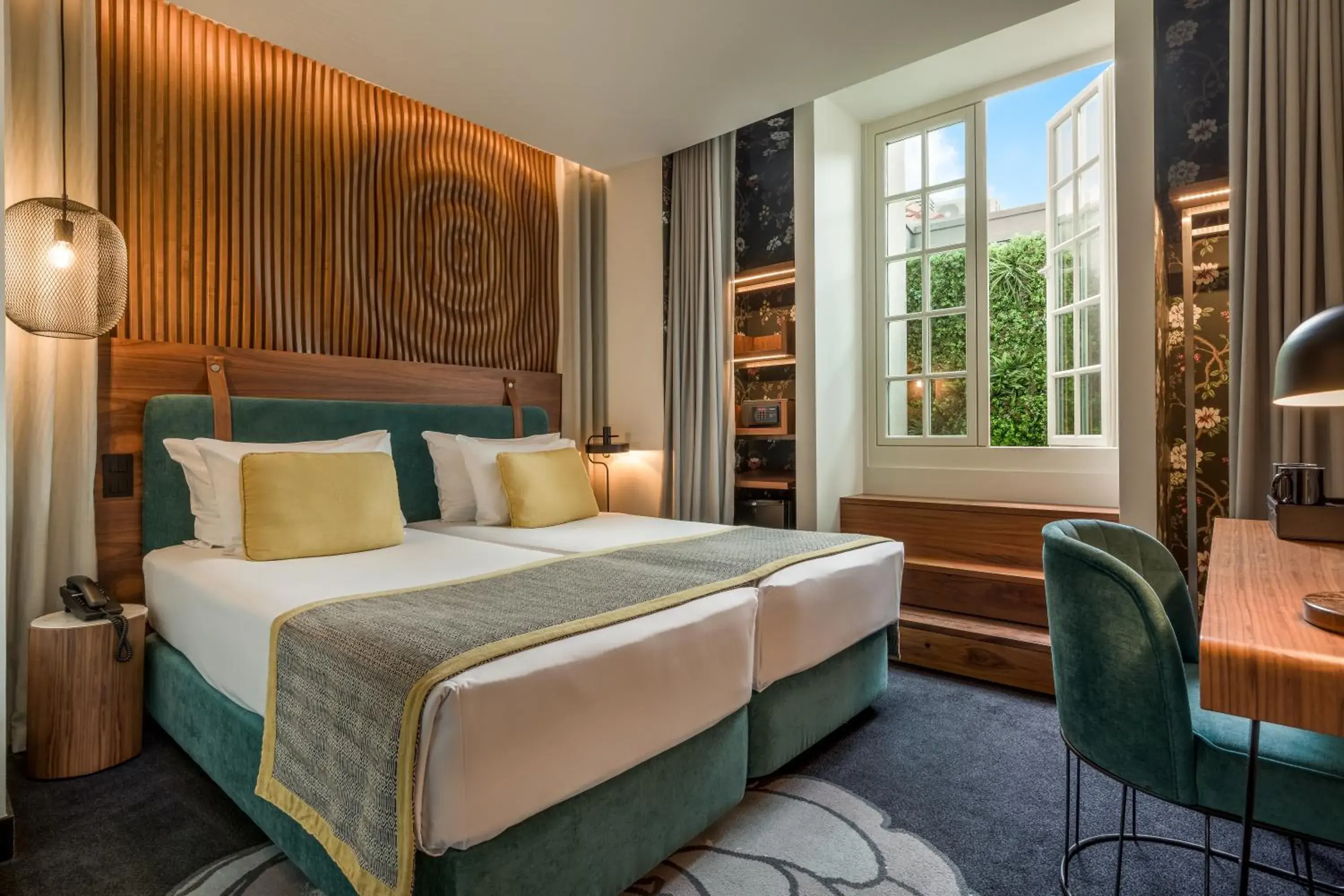 Cozy Double or Twin Room in Pousada do Porto - Rua das Flores Cozy Double or Twin Room in Pousada do Porto - Rua das Flores