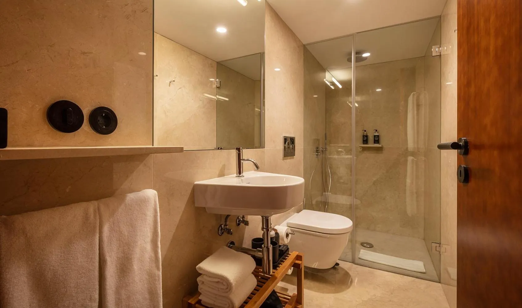 Bathroom in Ceuta Terrace Suites