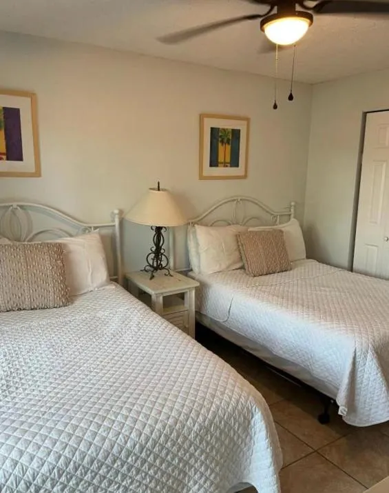 Bed in Alamanda Villas on Holmes Beach