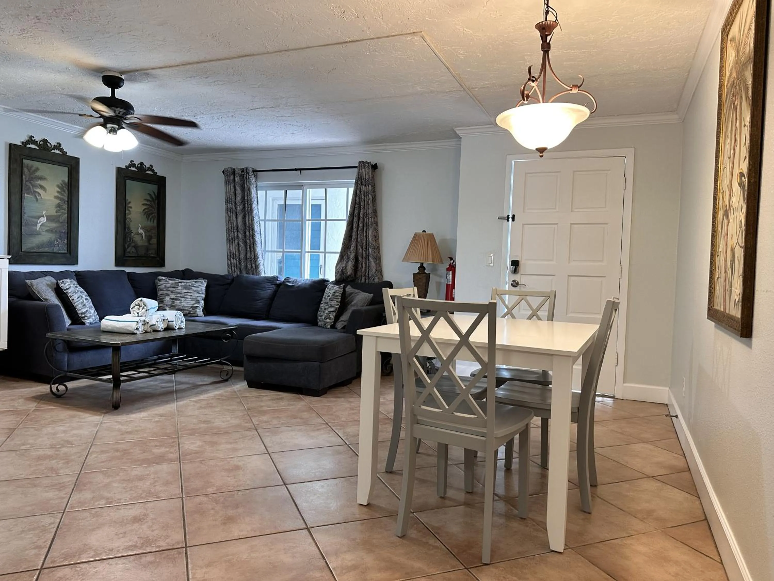 Alamanda Villas on Holmes Beach