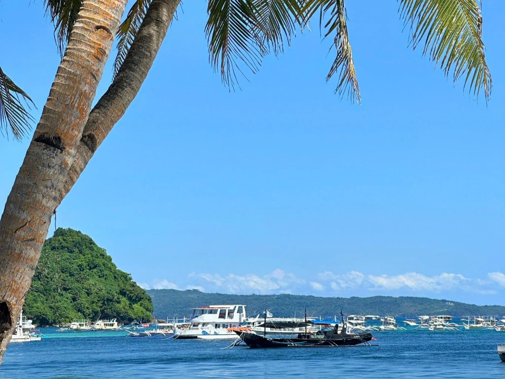 Property building in Niu Ohana East Bay Apartments