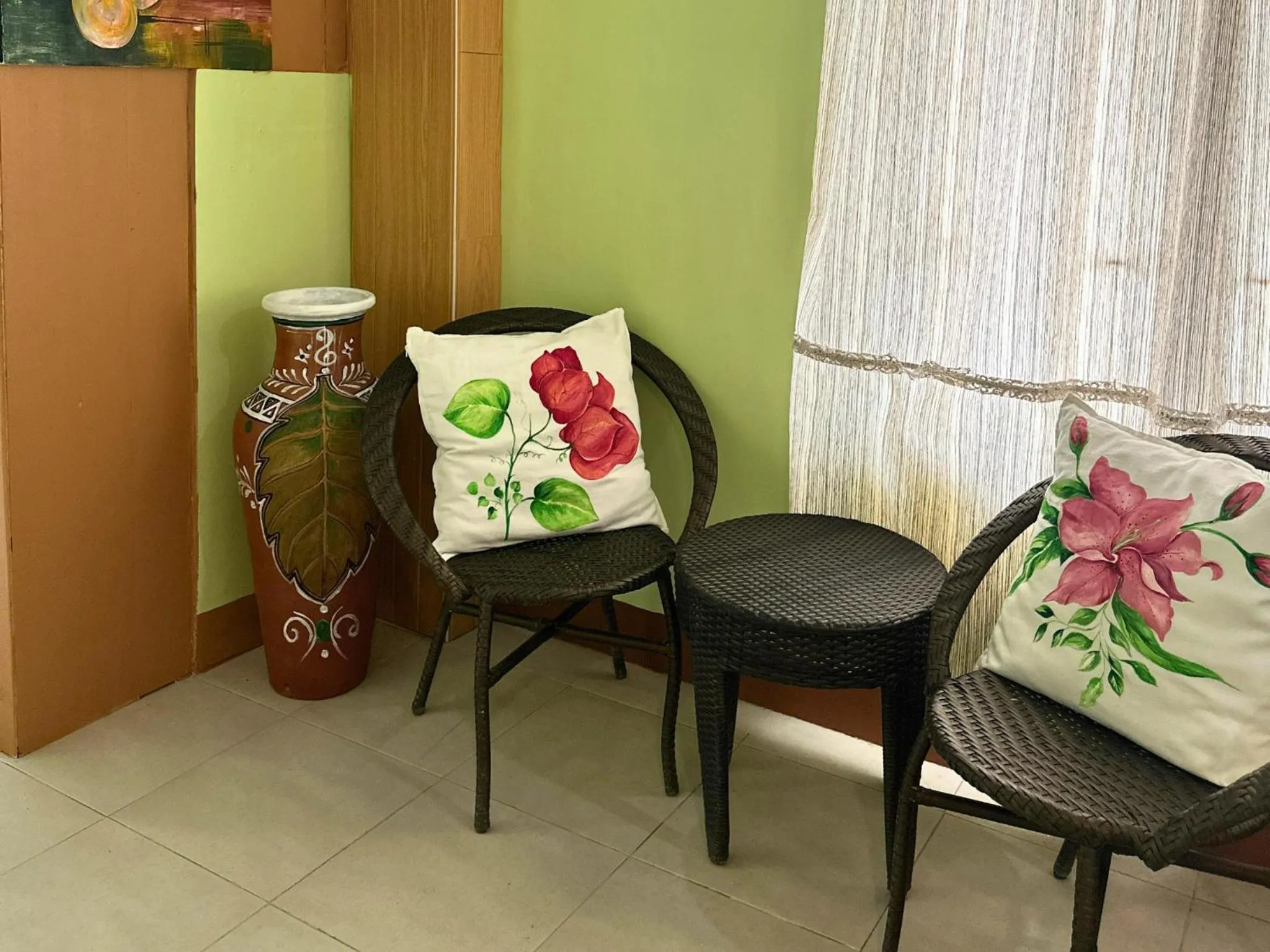 Niu Ohana East Bay Apartments