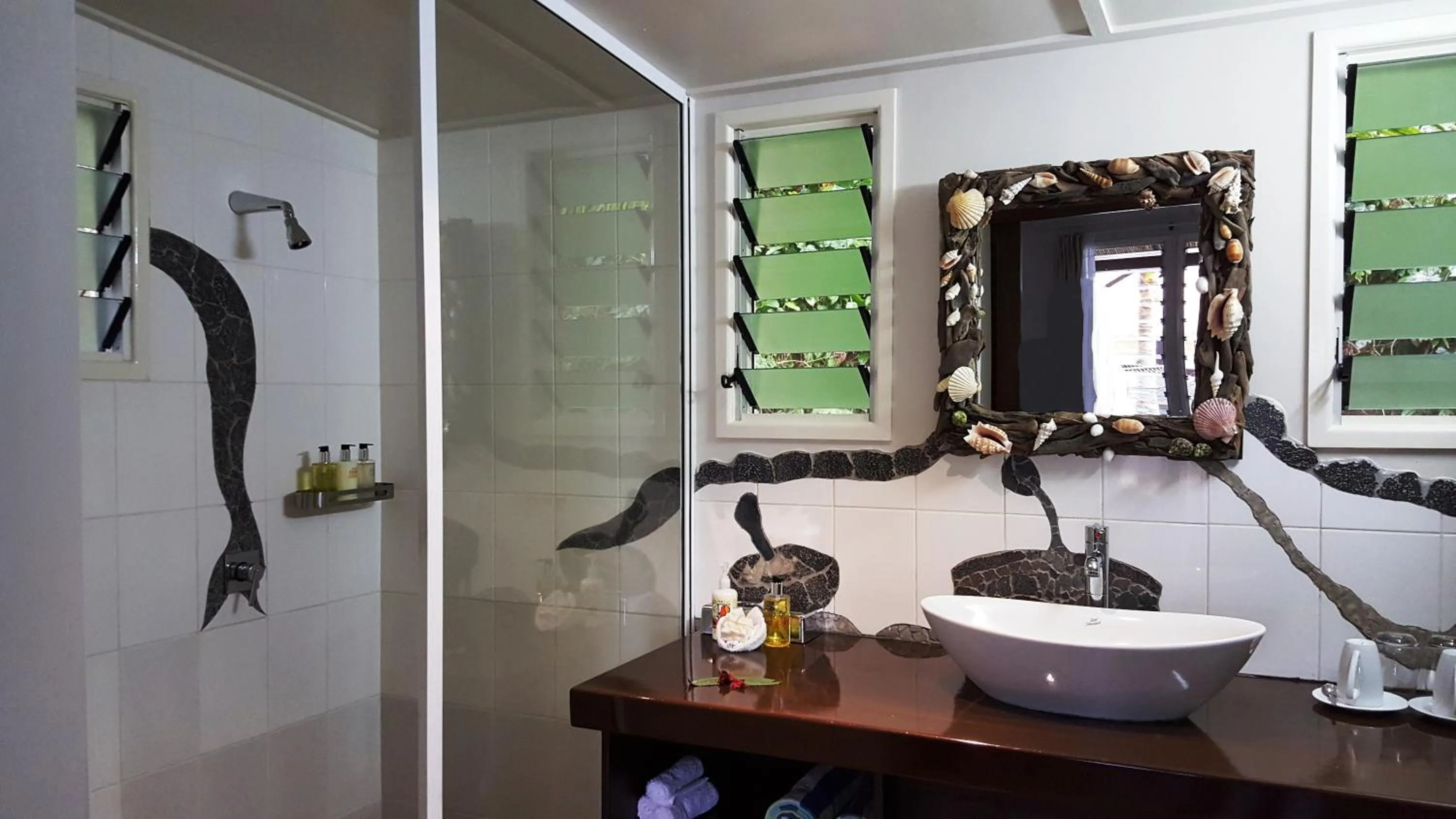 Bathroom in Seabreeze Resort Samoa – Exclusively for Adults