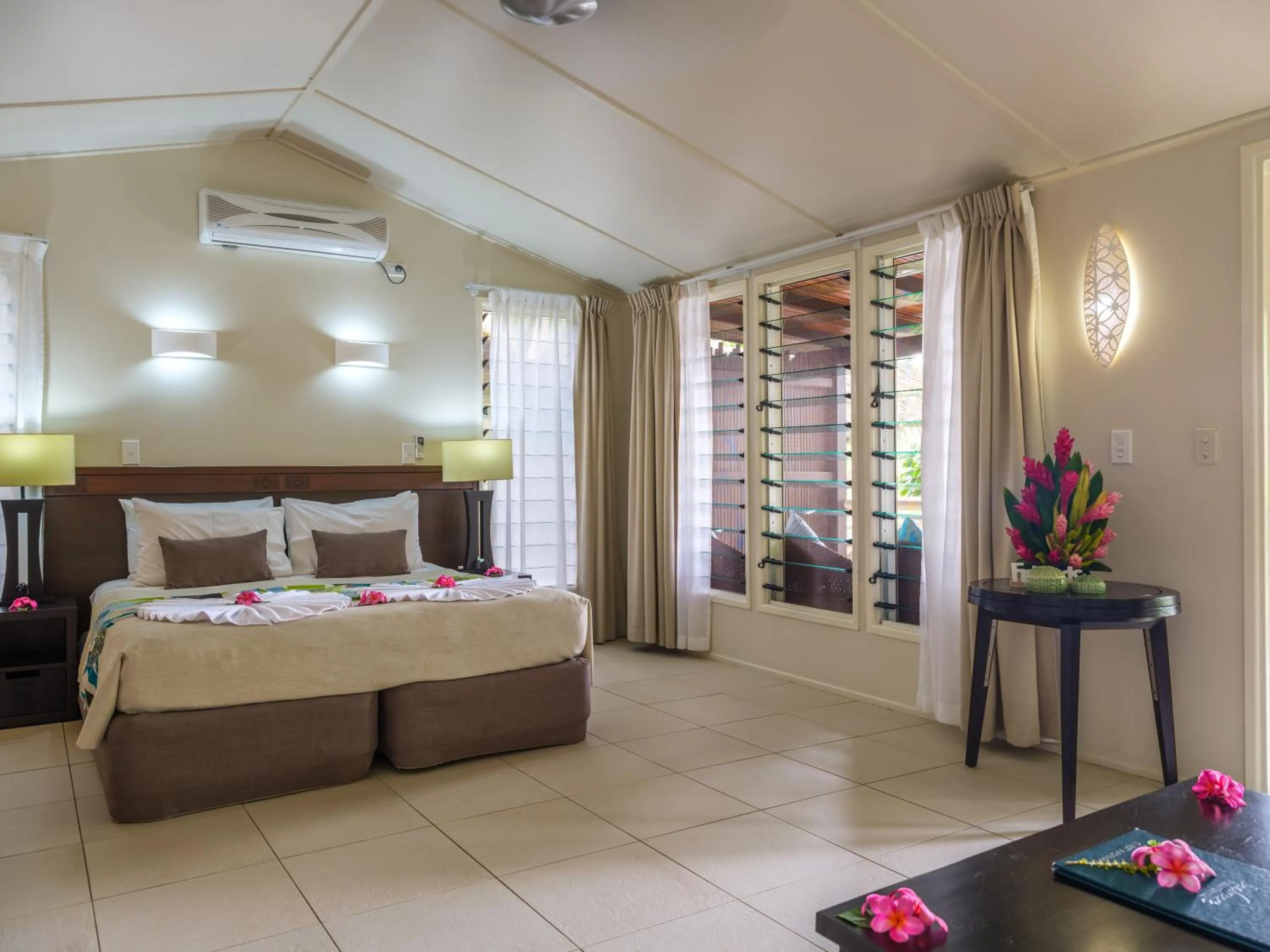 Bed in Seabreeze Resort Samoa – Exclusively for Adults