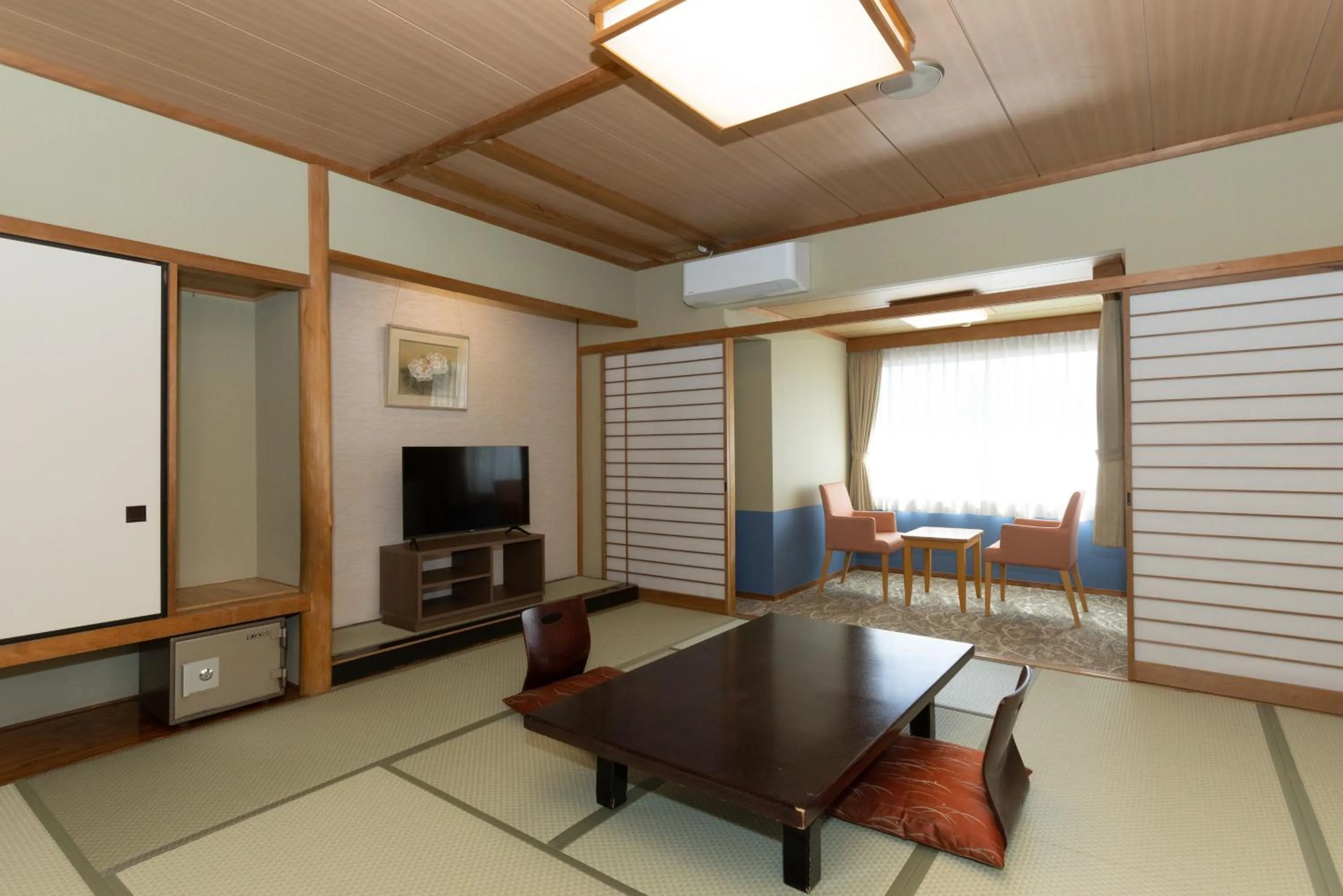 Photo of the whole room in Hotel Kimiyoshi